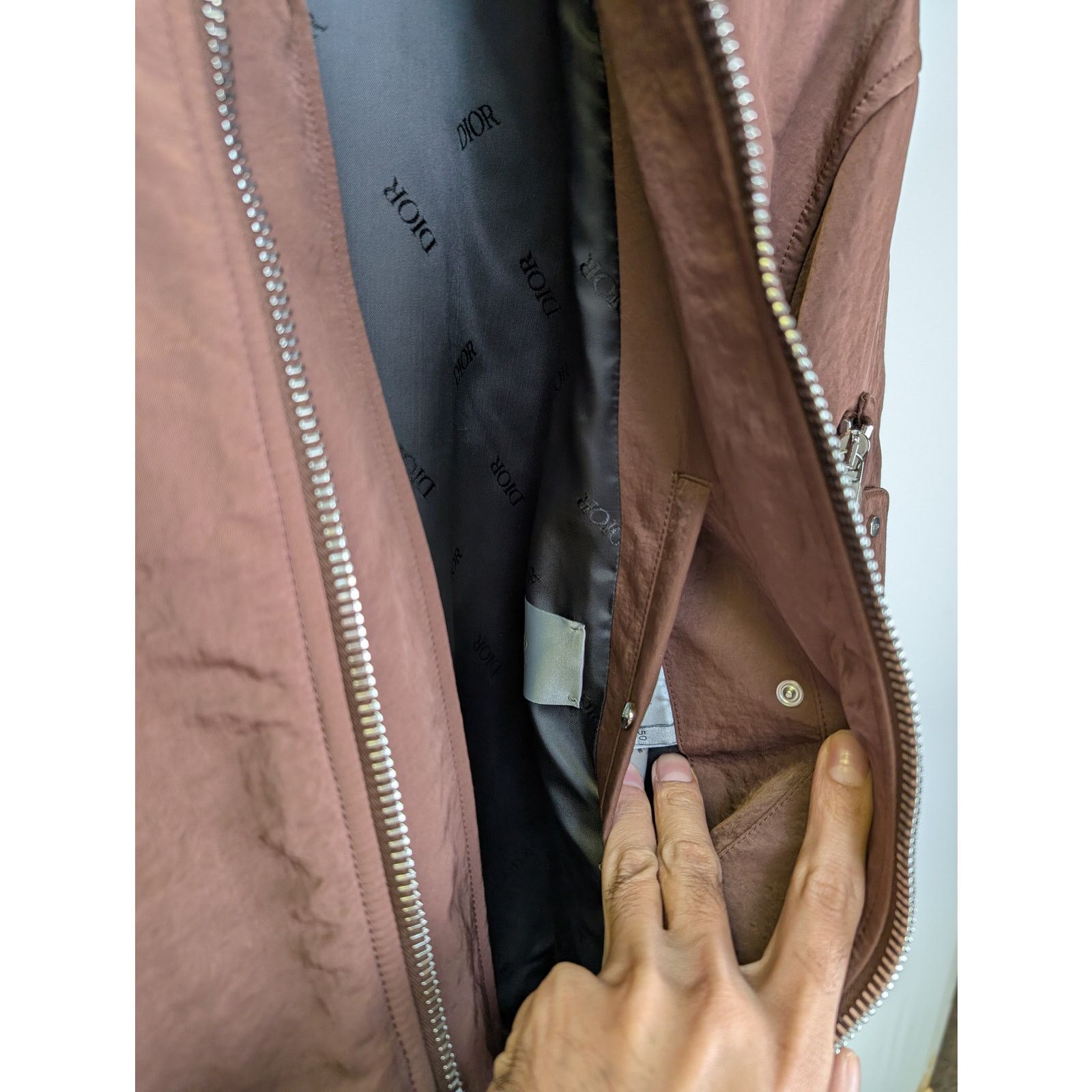 Dior × Travis Scott o1rshd1 Cactus Jack Embroidered Bomber Jacket in Bordeaux Size US M / EU 48-50 / 2 - 11 Thumbnail