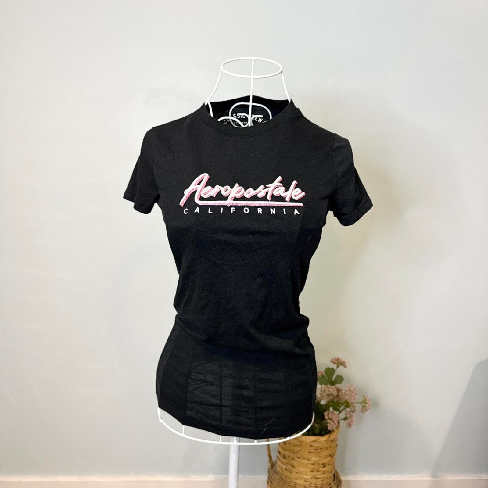 Aeropostale Cute vintage y2k black and pink Aeropostale tight t shirt Size S / US 4 / IT 40 - 2 Thumbnail