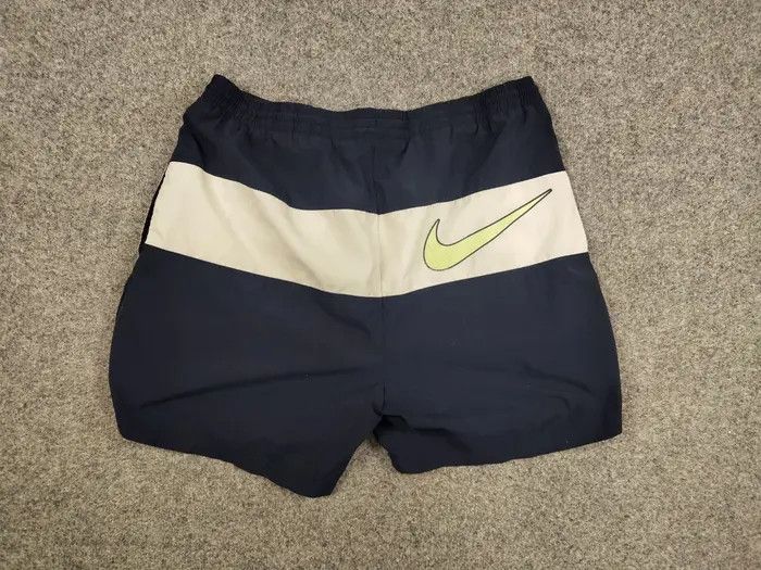 Nike Vintage 90's Nike Shorts Big Logo swoosh casual Streetwear Size US 36 / EU 52 - 3 Thumbnail