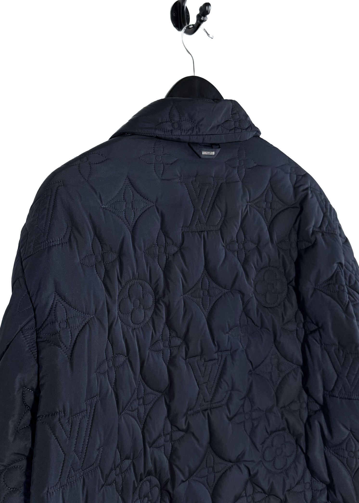 Louis Vuitton Louis Vuitton Navy Quilted Flowers LV Monogram Blouson Size US XL / EU 56 / 4 - 4 Thumbnail