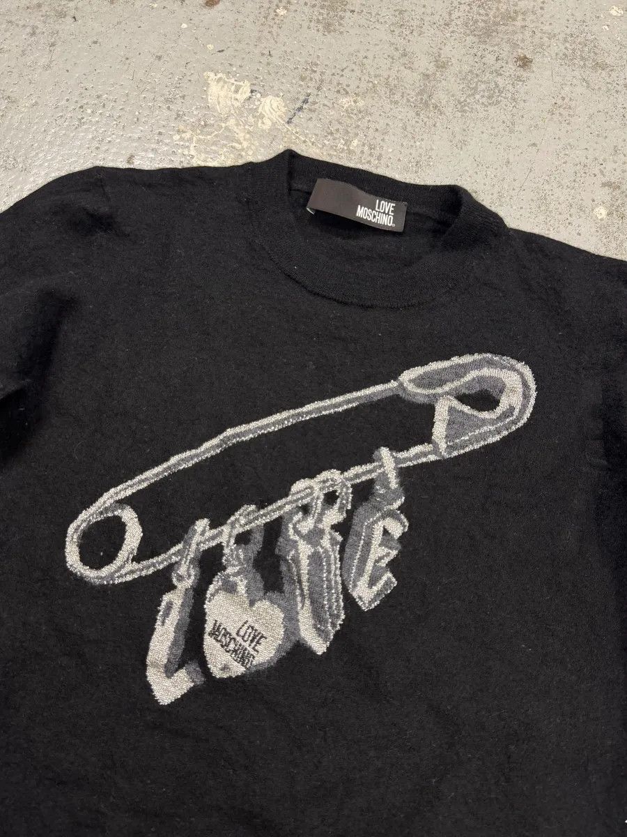 Designer × Moschino × Vintage Moschino Love Pin Black Wool Sweater Size XS / US 0-2 / IT 36-38 - 2 Thumbnail