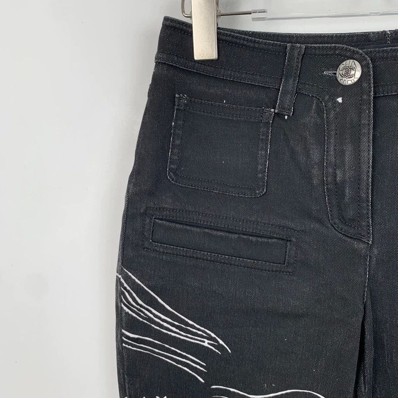 Chanel Chanel22 styles early spring vacation series black graffiti Size 36" / US 14 / IT 50 - 3 Thumbnail