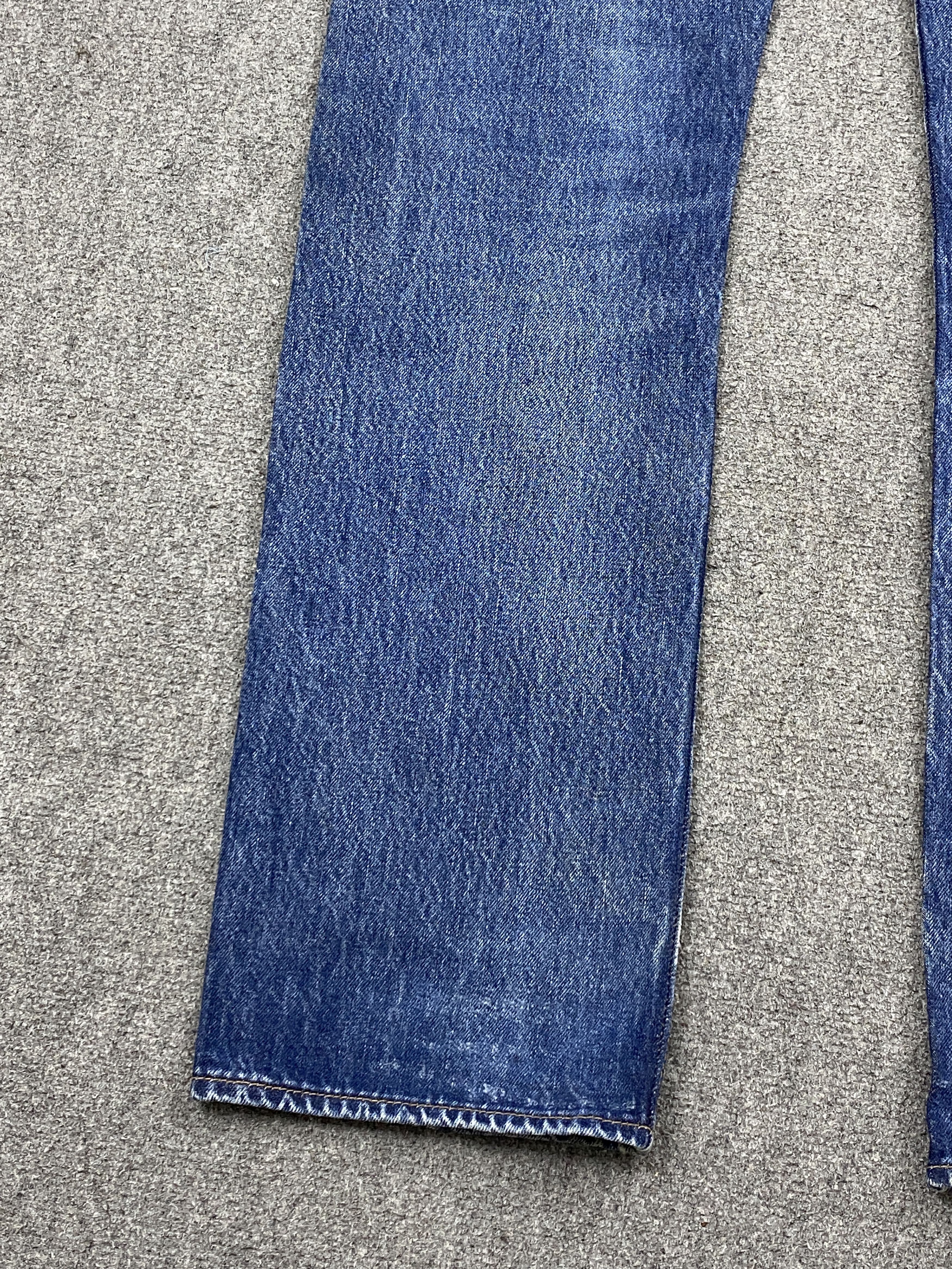 Levi's Vintage Levis 501 Faded Blue Jeans DP2810 Size US 35 - 20 Thumbnail