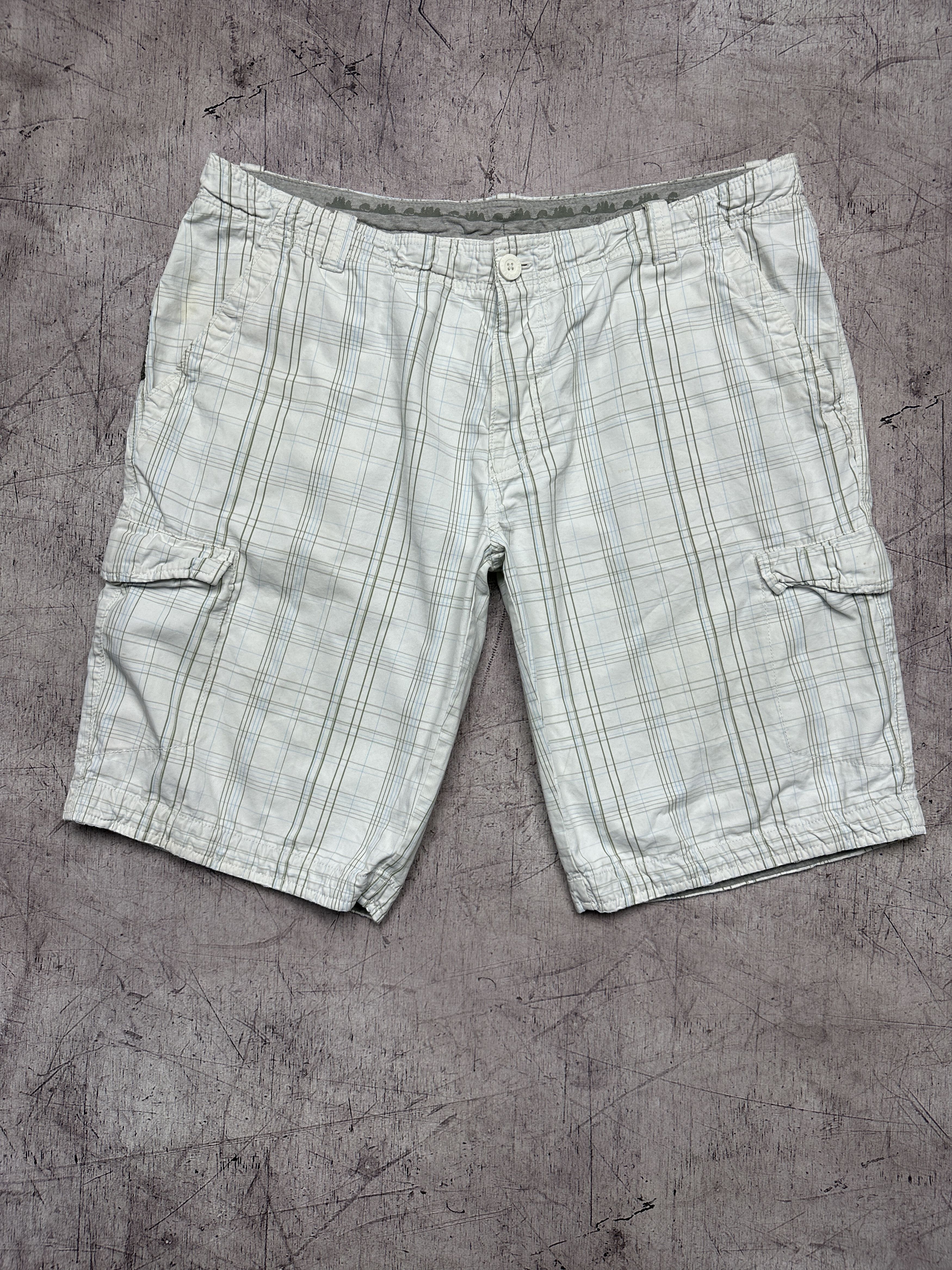 Nike Nike Vintage Mens Cargo Shorts Size US 38 / EU 54 - 1 Thumbnail