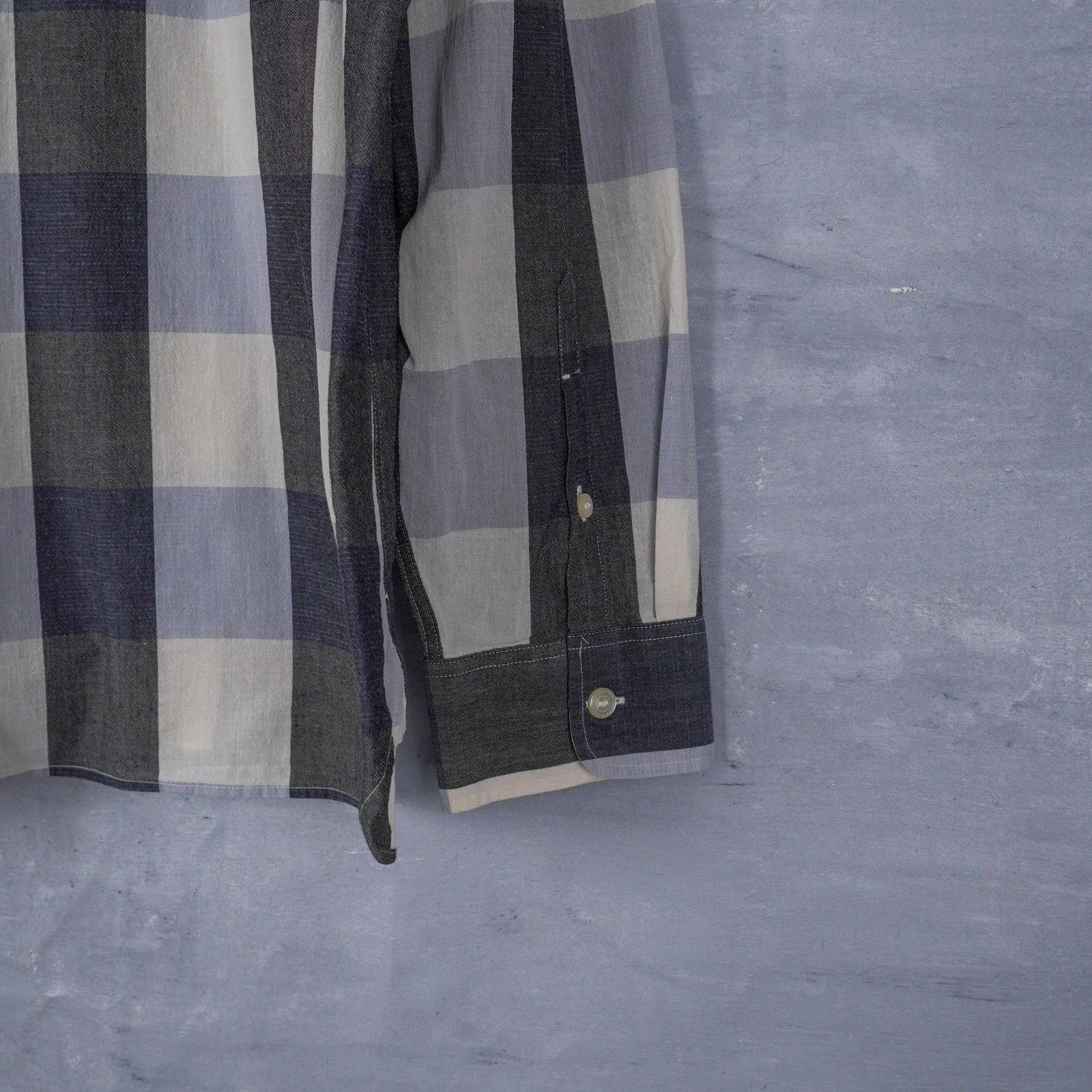 Burberry Burberry london check pattern blue embroidered logo shirt Size US XL / EU 56 / 4 - 7 Thumbnail