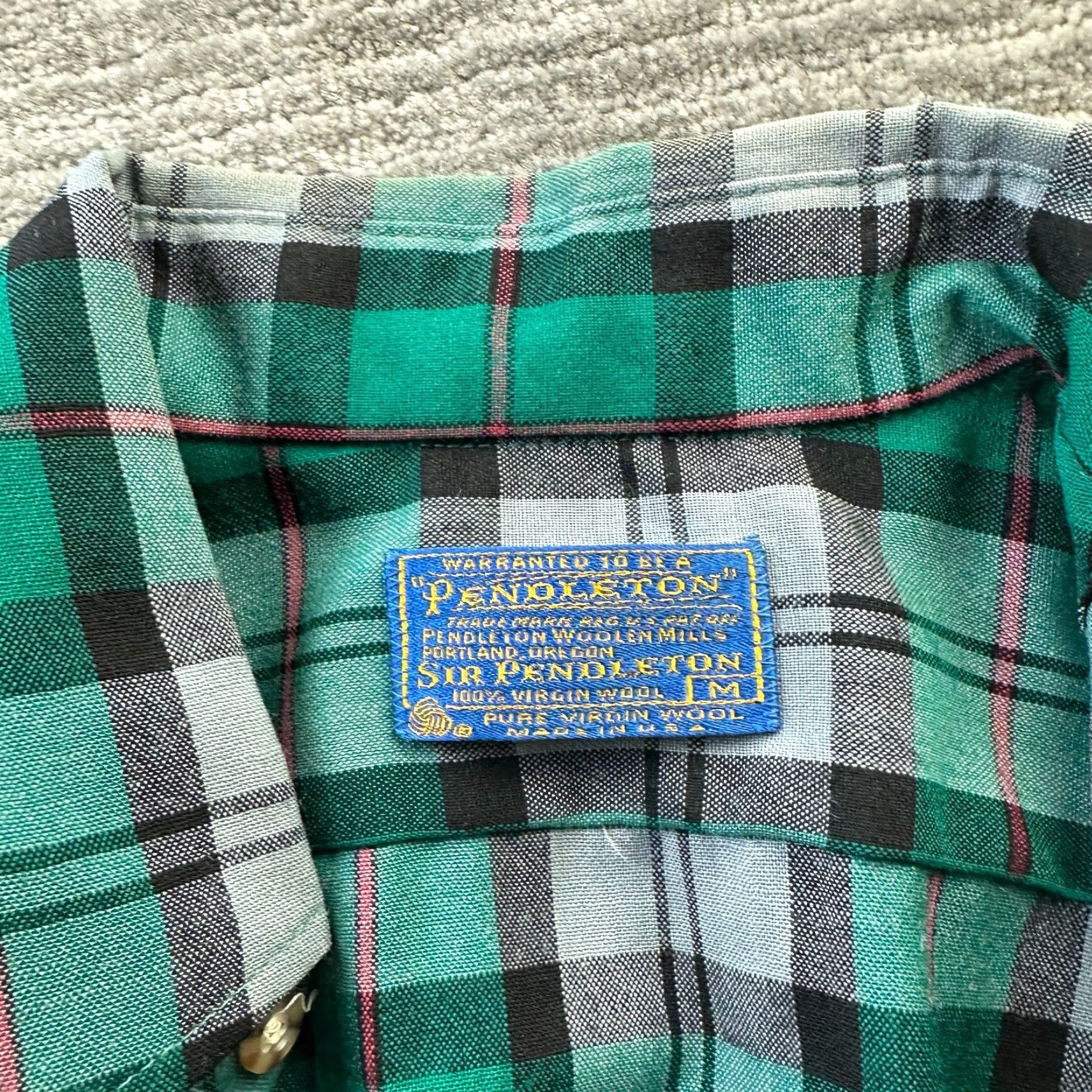Pendleton VINTAGE Pendleton Shirt Mens Medium Green Wool USA Made Lightweight Flannel Size US M / EU 48-50 / 2 - 7 Thumbnail