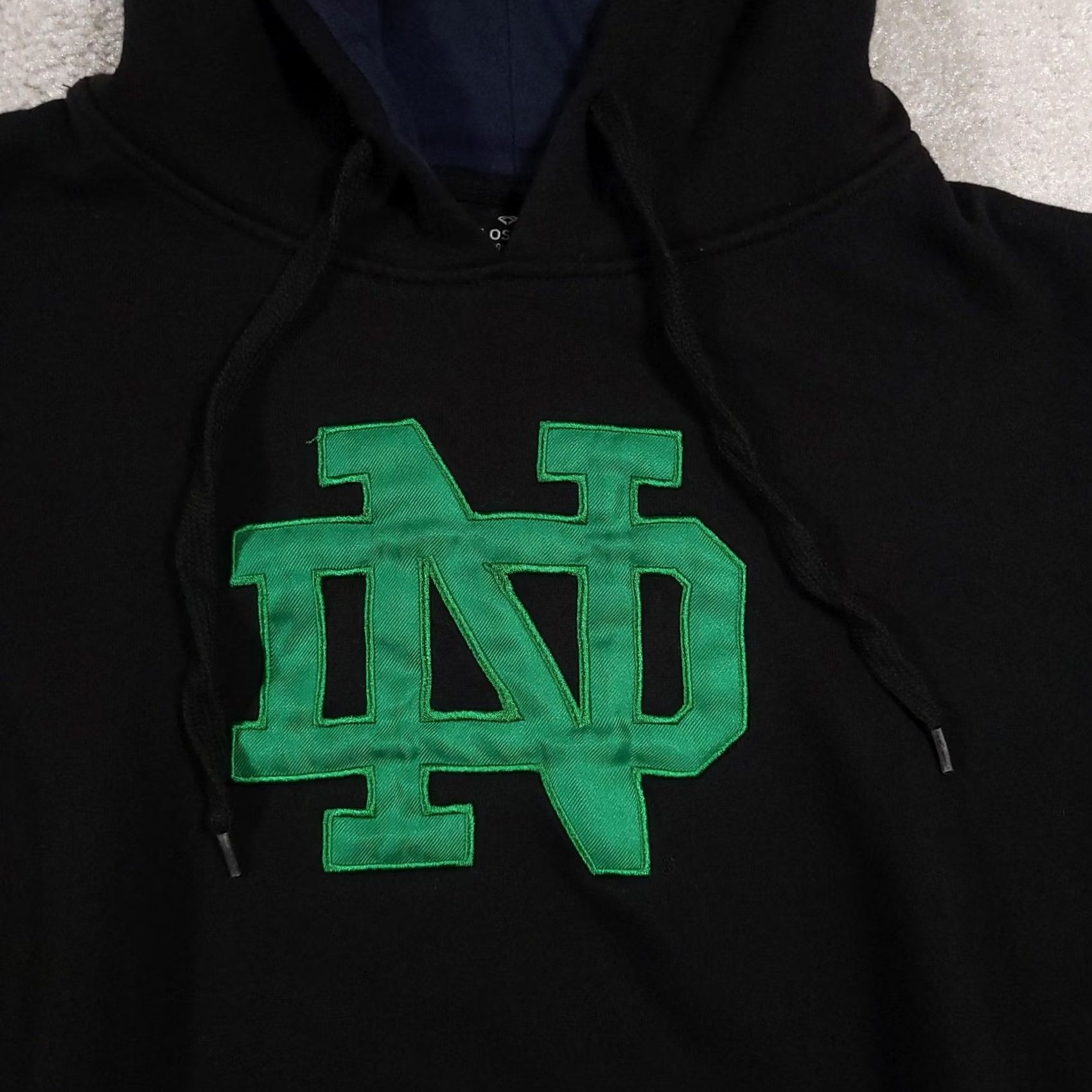Vintage Notre Dame Hoodie Womens Small Black Colosseum Embroidered Pullover Sweatshirt NCAA Size S / US 4 / IT 40 - 4 Thumbnail