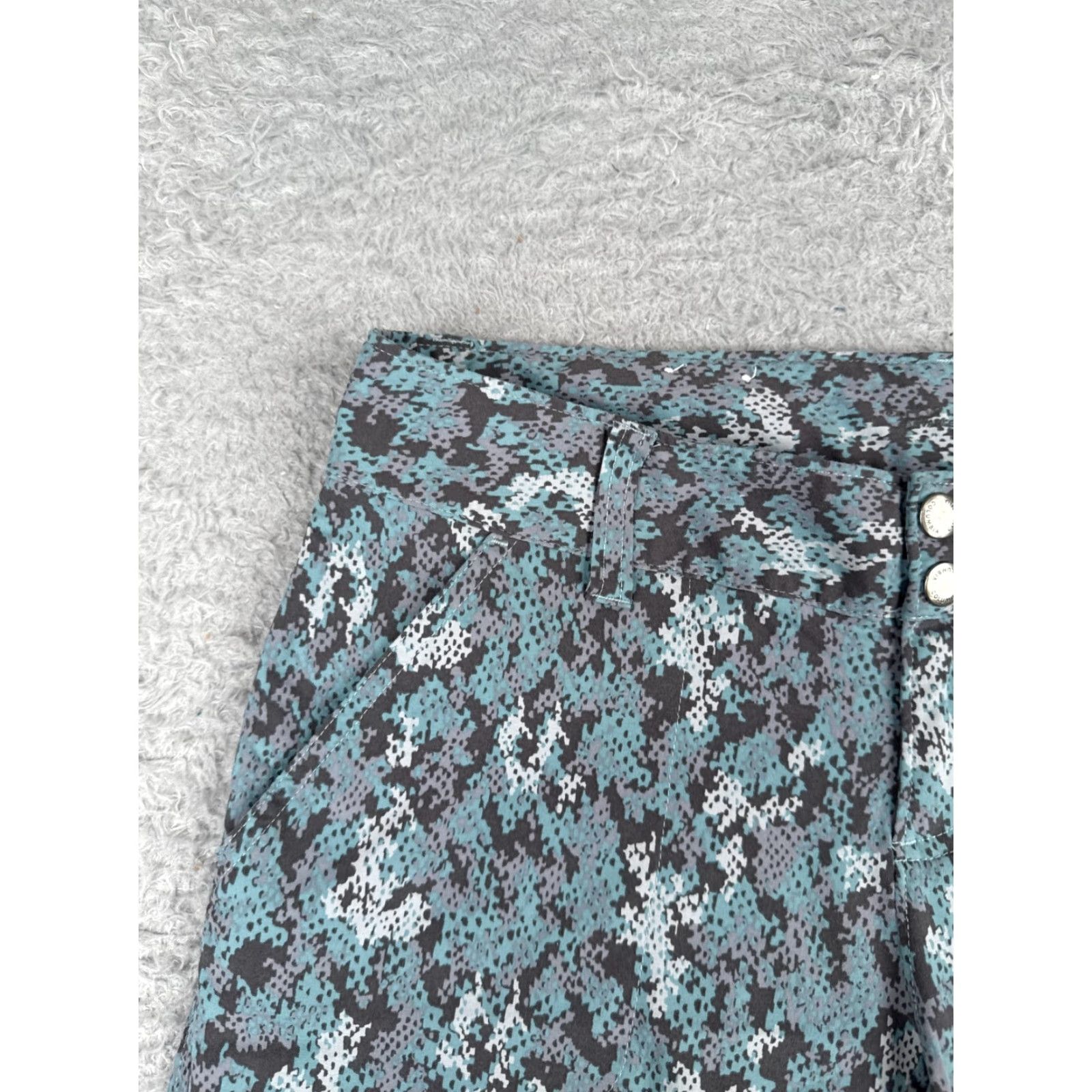 Vintage Columbia Shorts Women 6 Blue Camp Nylon Blend Omni-Shield Camping Fish Boating Size 28" / US 6 / IT 42 - 4 Thumbnail