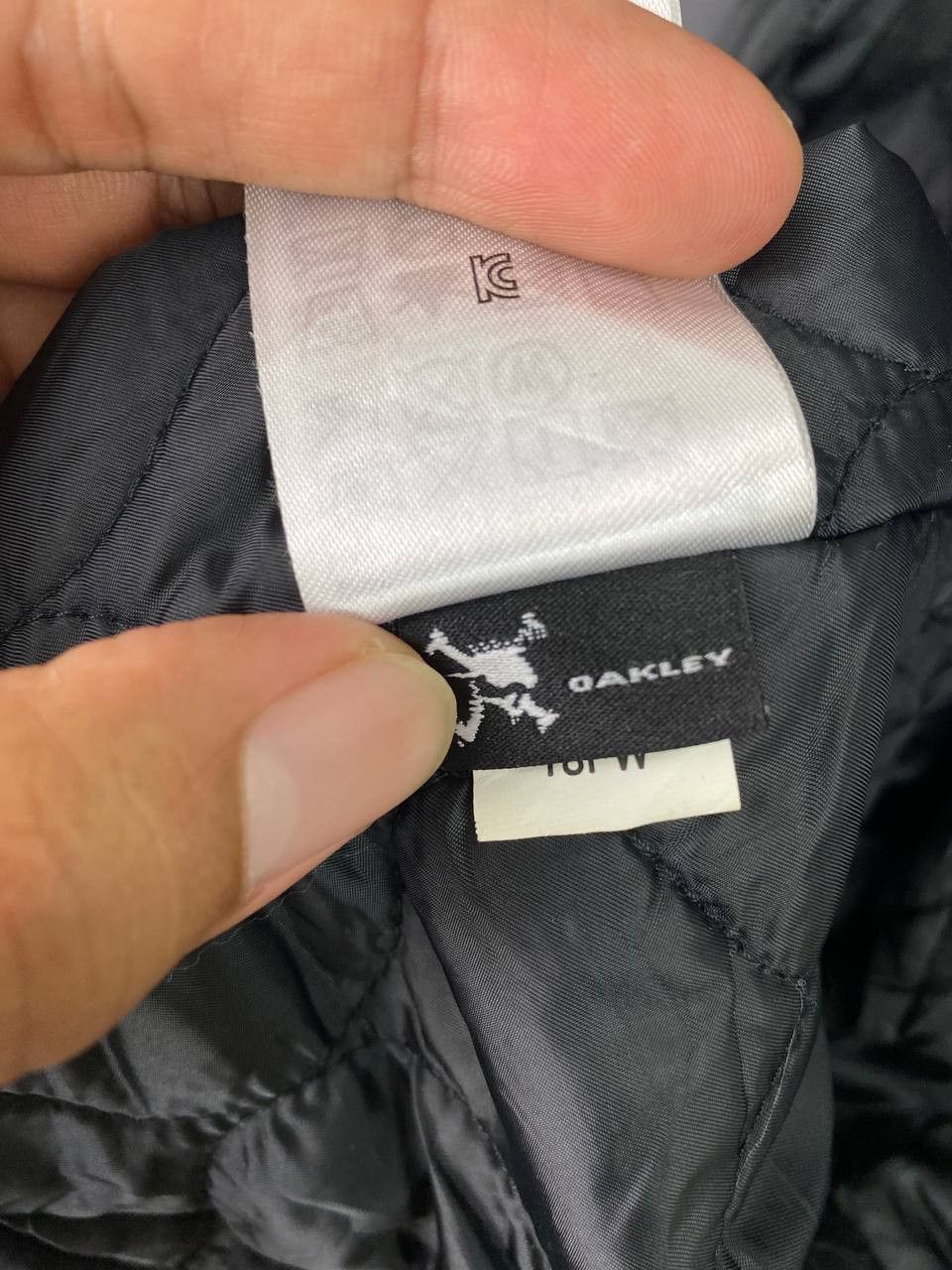 Oakley oakley nylon bomber jacket very nice design distressed Size US M / EU 48-50 / 2 - 10 Thumbnail