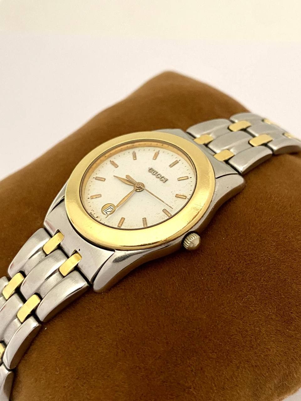 Gucci Gucci GG Logo Gold 18K Quartz Swiss 536 M Mens Wrist Watch Size ONE SIZE - 7 Thumbnail