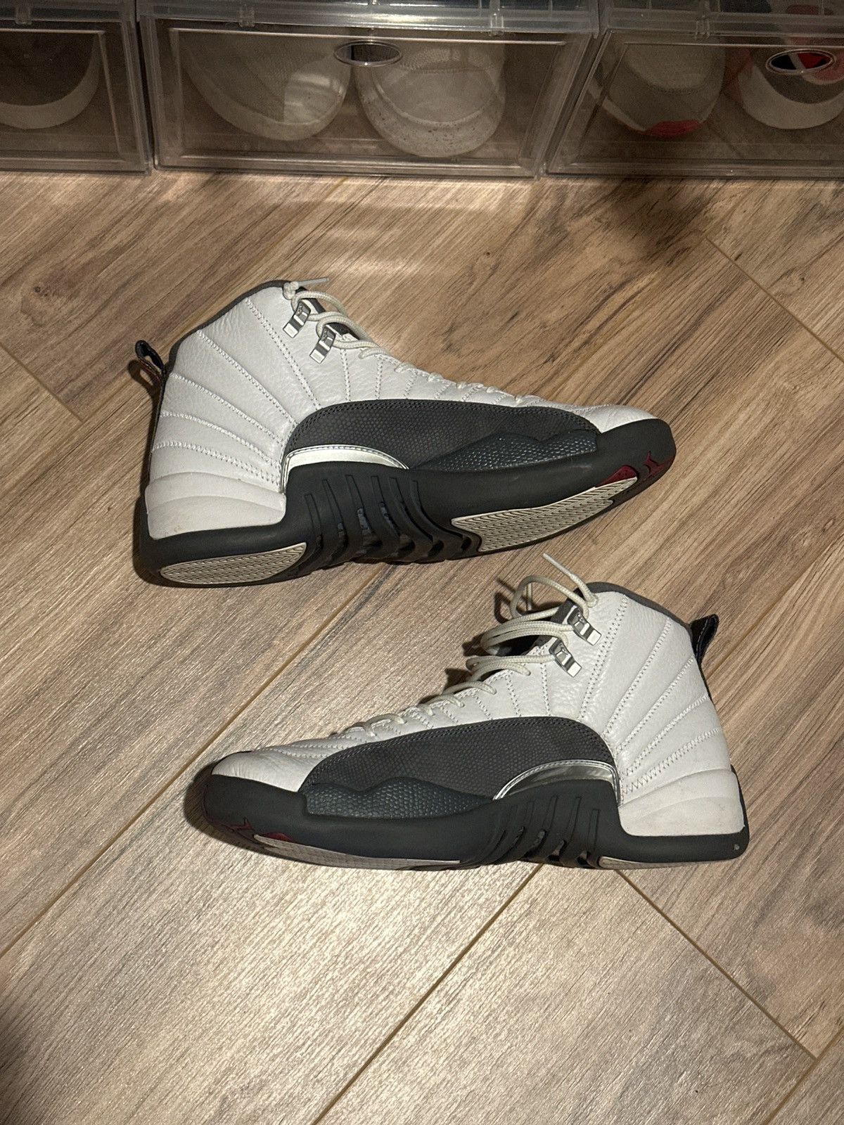 Jordan Brand Jordan 12 Light Dark Grey Size US 11.5 / EU 44-45 - 2 Thumbnail