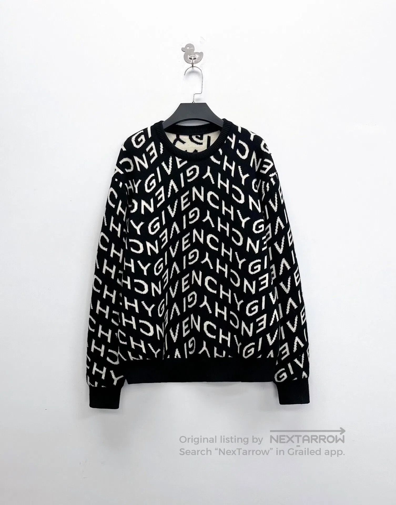 Givenchy black and white logo knit sweater. Size US L / EU 52-54 / 3 - 1 Thumbnail