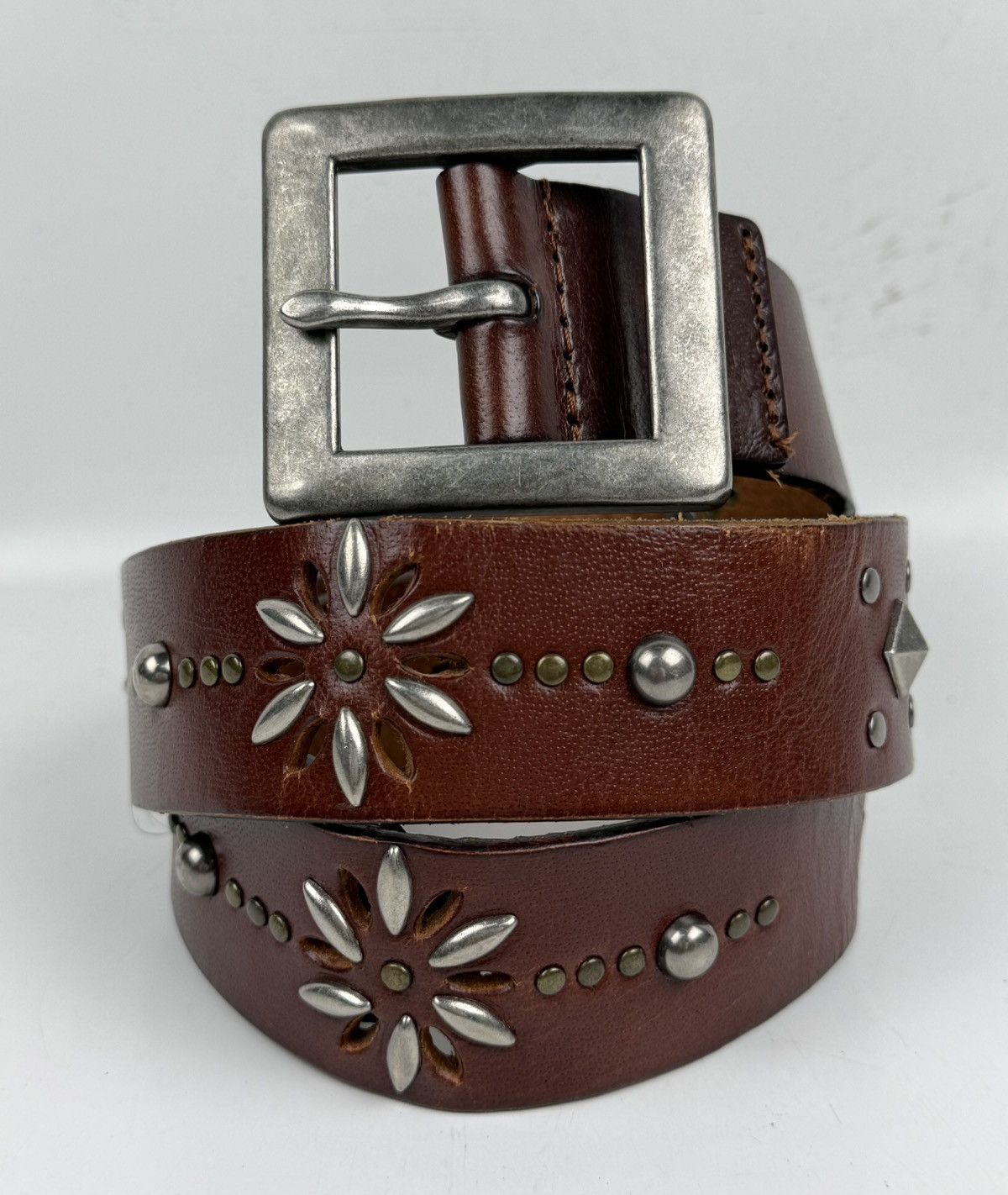 Japanese Brand studded leather belt tc53 Size 34 - 1 Thumbnail