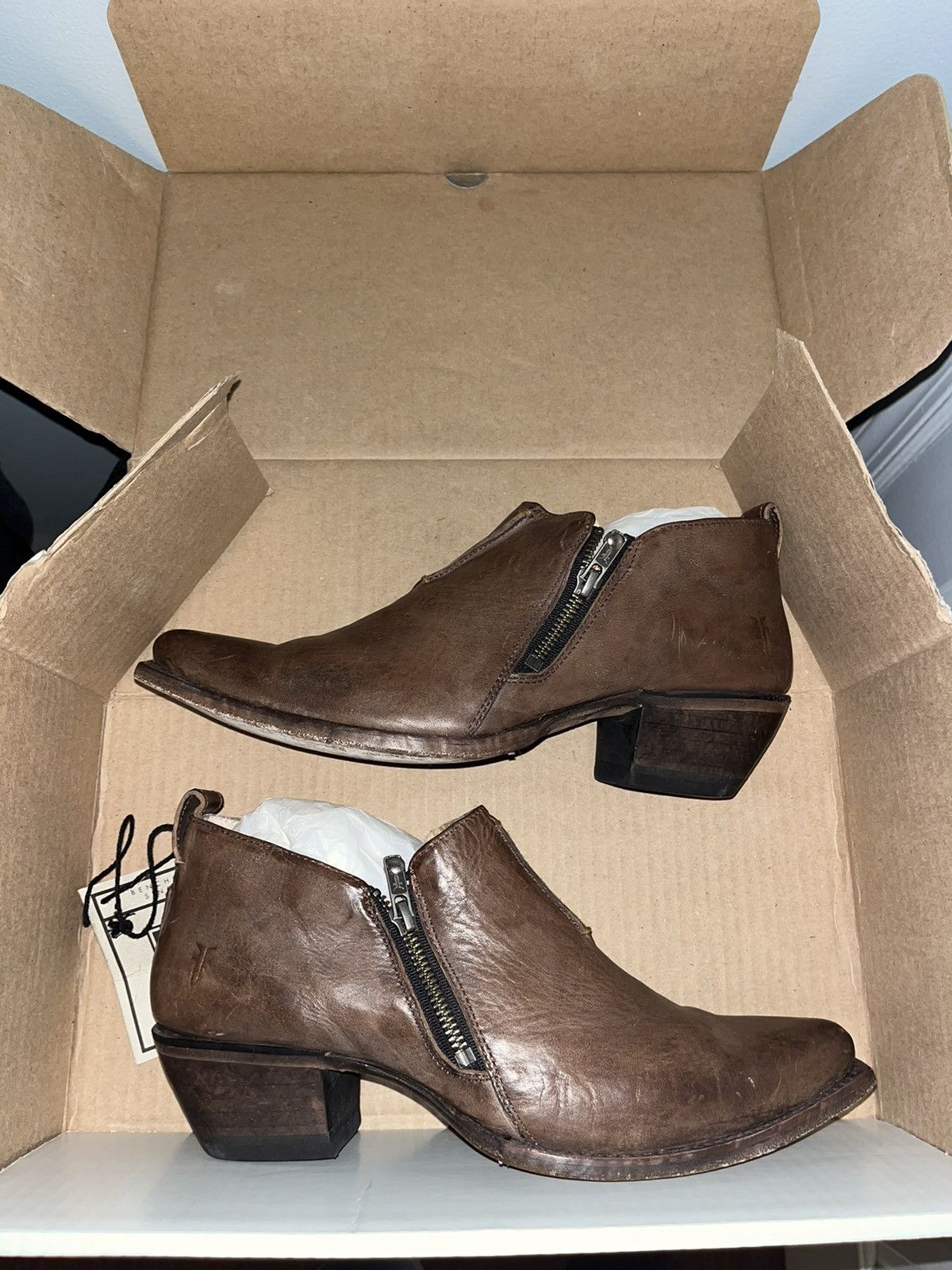 Frye Womens FRYE Sacha Moto Shootie Size US 9.5 / IT 39.5 - 3 Thumbnail
