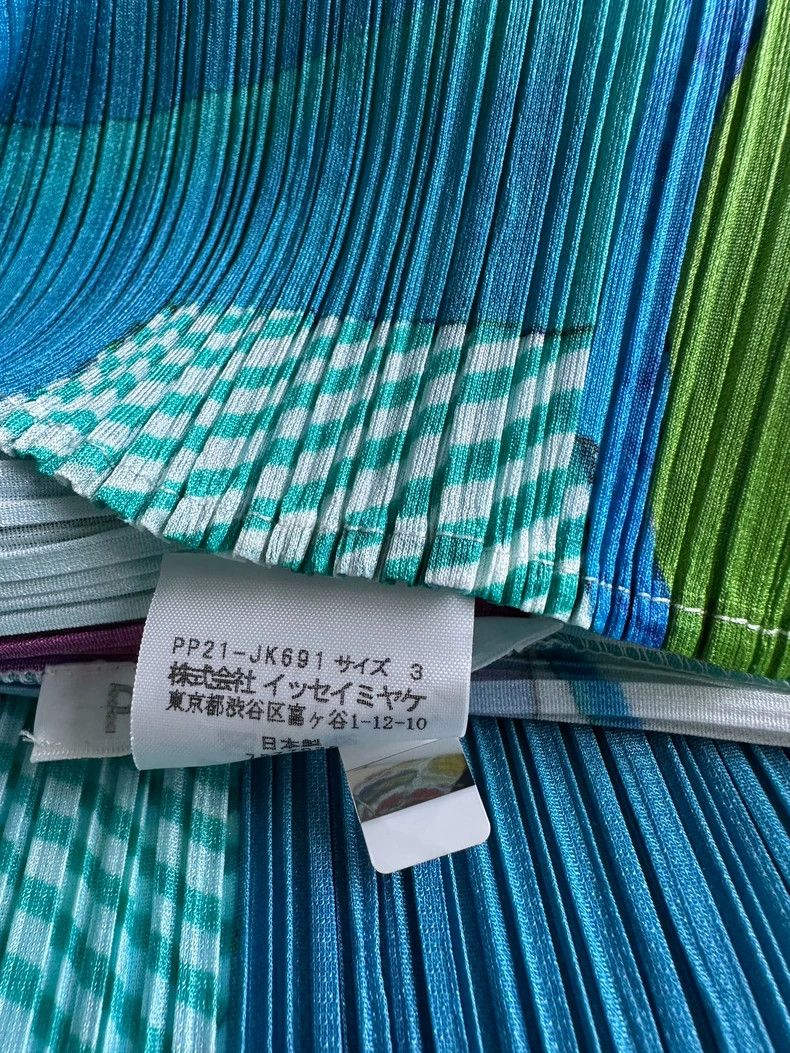 Issey Miyake Issey Miyake size:3 Blue and green pleated short-sleeved s Size S / US 4 / IT 40 - 9 Thumbnail