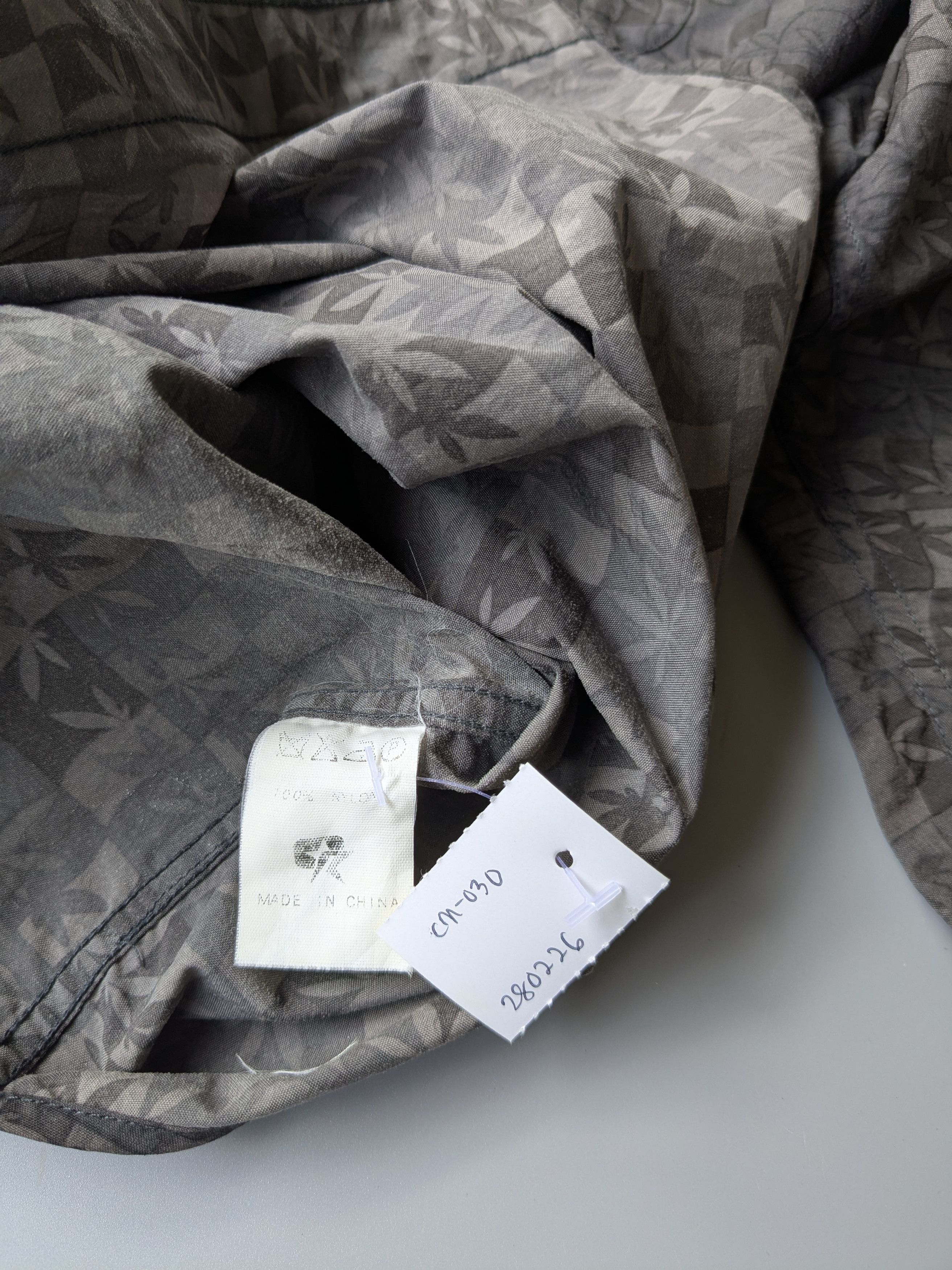 Japanese Brand FW01 REVOLVER marijuana monogram button up Size US L / EU 52-54 / 3 - 9 Thumbnail