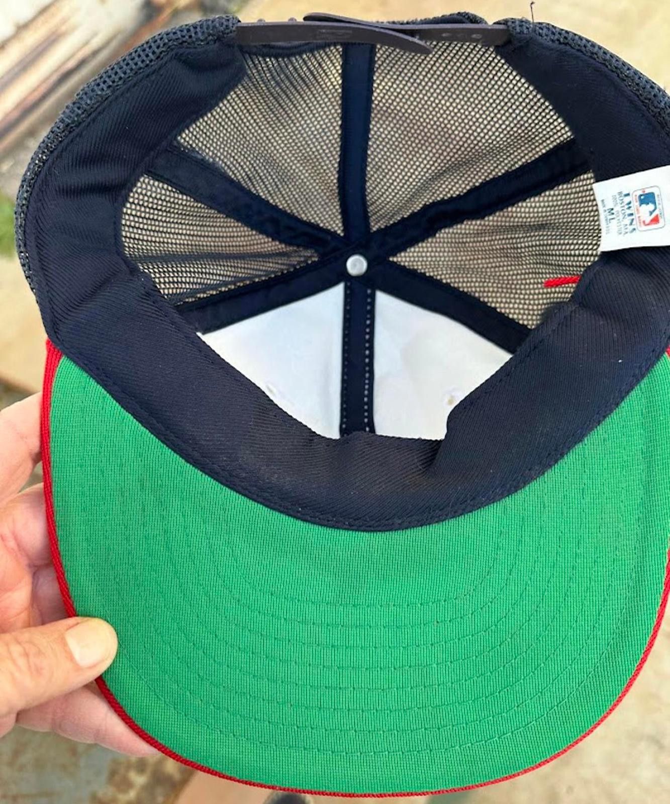 Twins Enterprise Inc. Vintage Chicago White Sox MLB Trucker Hat Size ONE SIZE - 4 Thumbnail