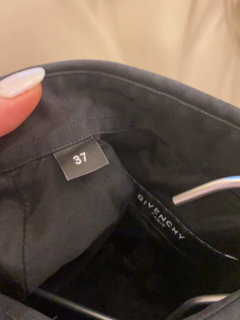 Givenchy Givenchy Size37 Men's Black Shirt Size US M / EU 48-50 / 2 - 6 Thumbnail