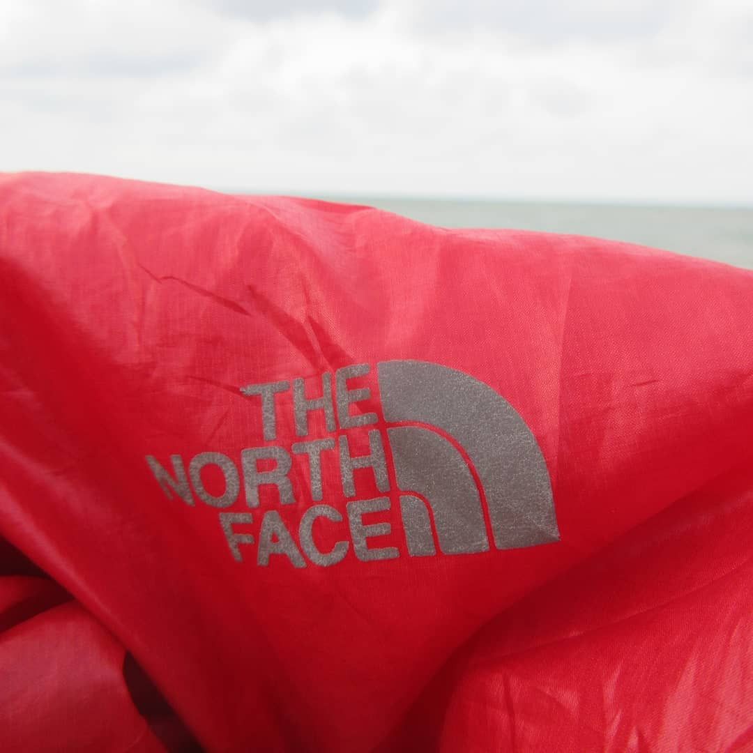 Sports Specialties × The North Face The North Face Hoodie Windbreaker Red Disco pattent Size US M / EU 48-50 / 2 - 5 Thumbnail