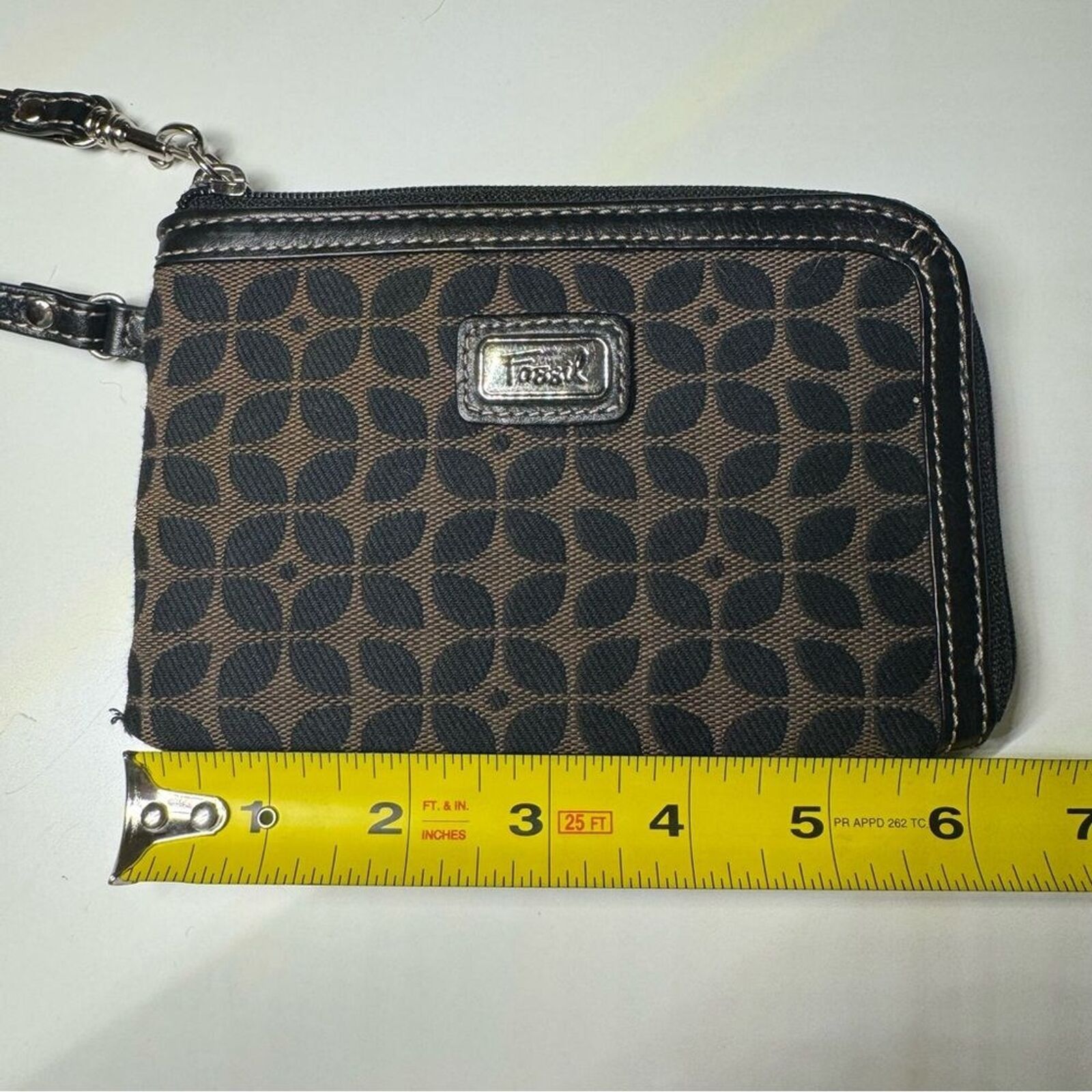 Fossil Fossil Leather Trim Canvas Wristlet Wallet Black/Brown Size ONE SIZE - 9 Thumbnail