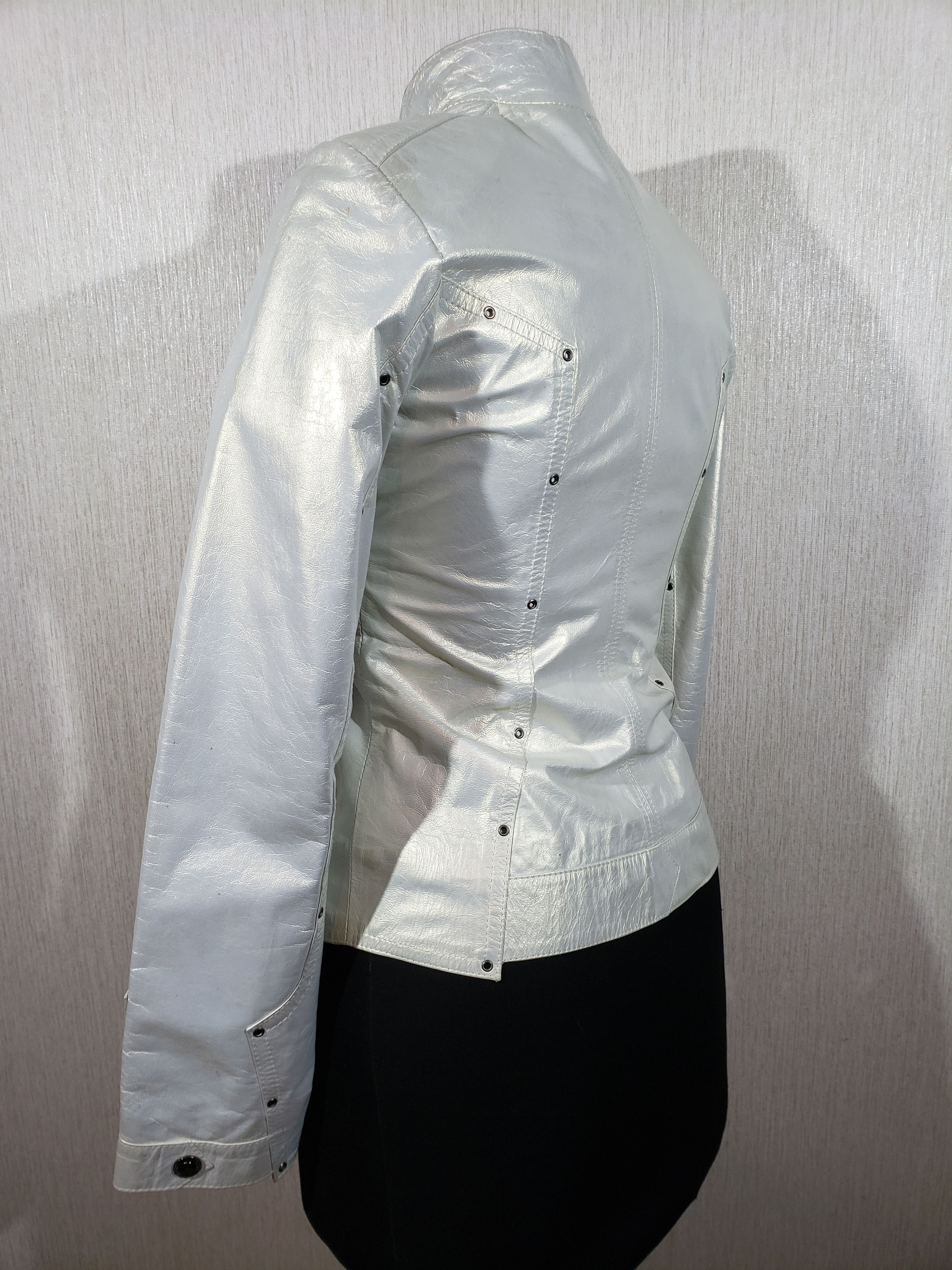 Other Stylish women's silver leather jacket. Size M / US 6-8 / IT 42-44 - 6 Thumbnail