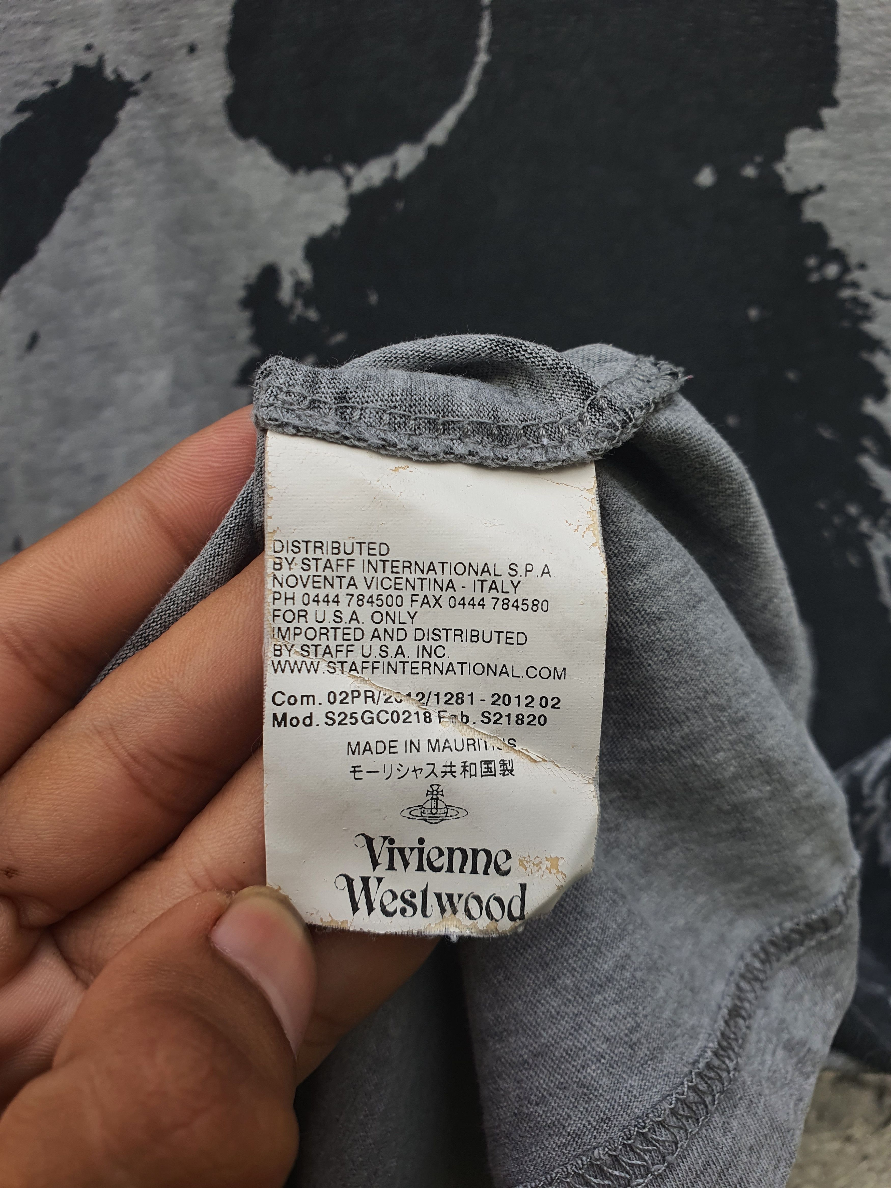 Vintage × Vivienne Westwood Vivienne Westwood Overprint Bear Tee Size US M / EU 48-50 / 2 - 3 Thumbnail