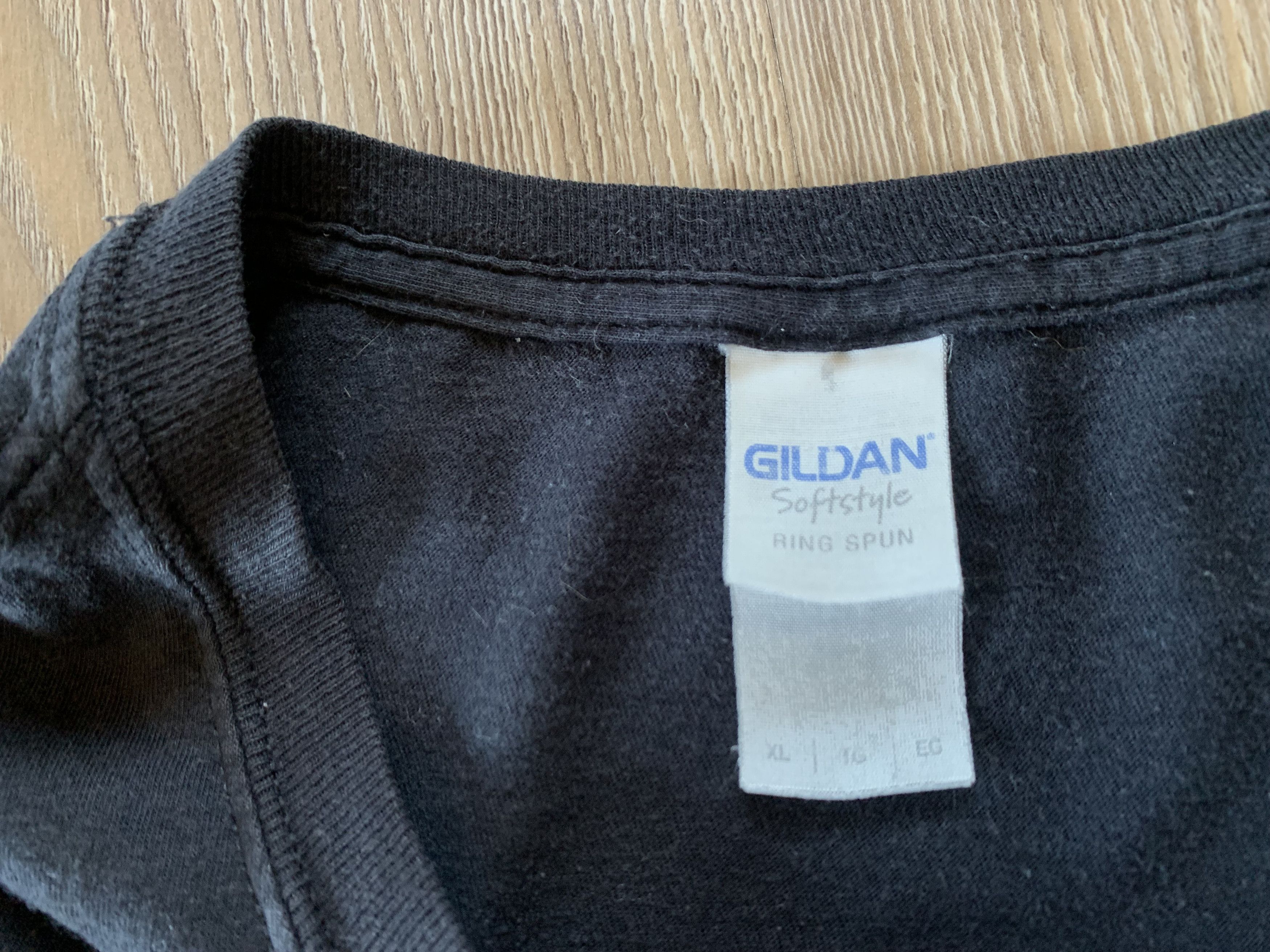 Band Tees × Gildan Twenty One Pilots Blurryface Gildan T Shirt Size US XL / EU 56 / 4 - 5 Thumbnail
