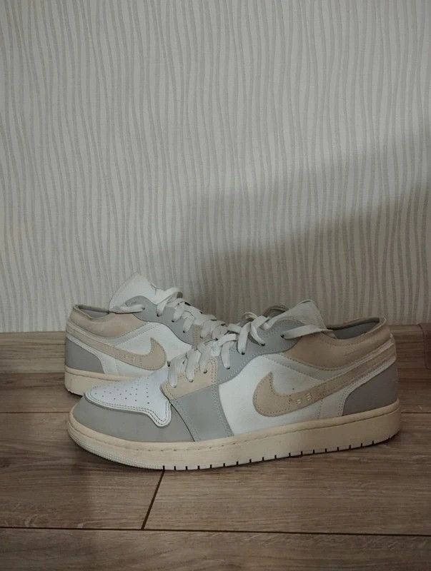 Jordan Brand Air Jordan 1 Low SE Craft Tech Grey size 45 Size US 11 / EU 44 - 1 Thumbnail