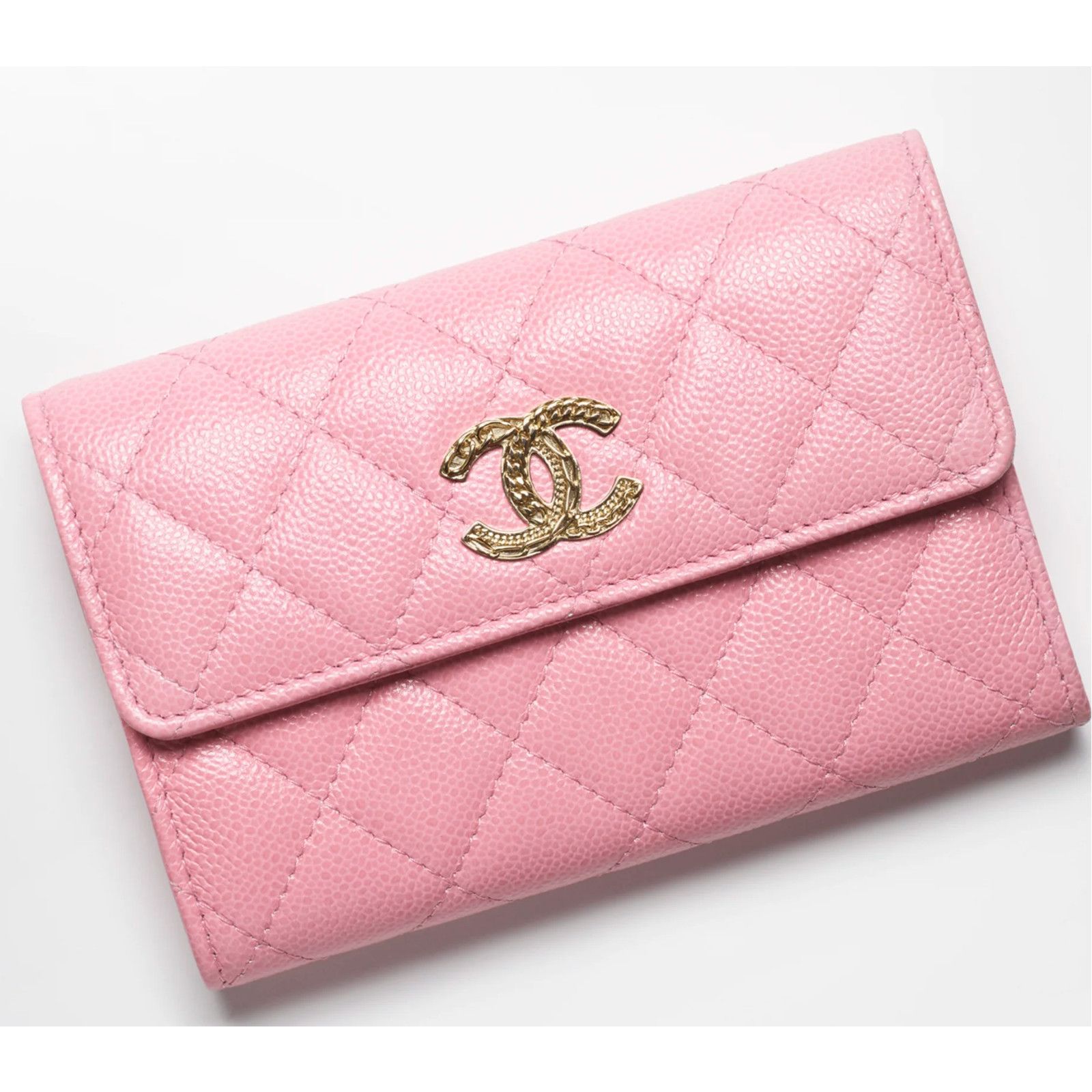 Chanel Chanel Quilted Classic Zipped Snap Button Medium Wallet Size ONE SIZE - 1 Thumbnail