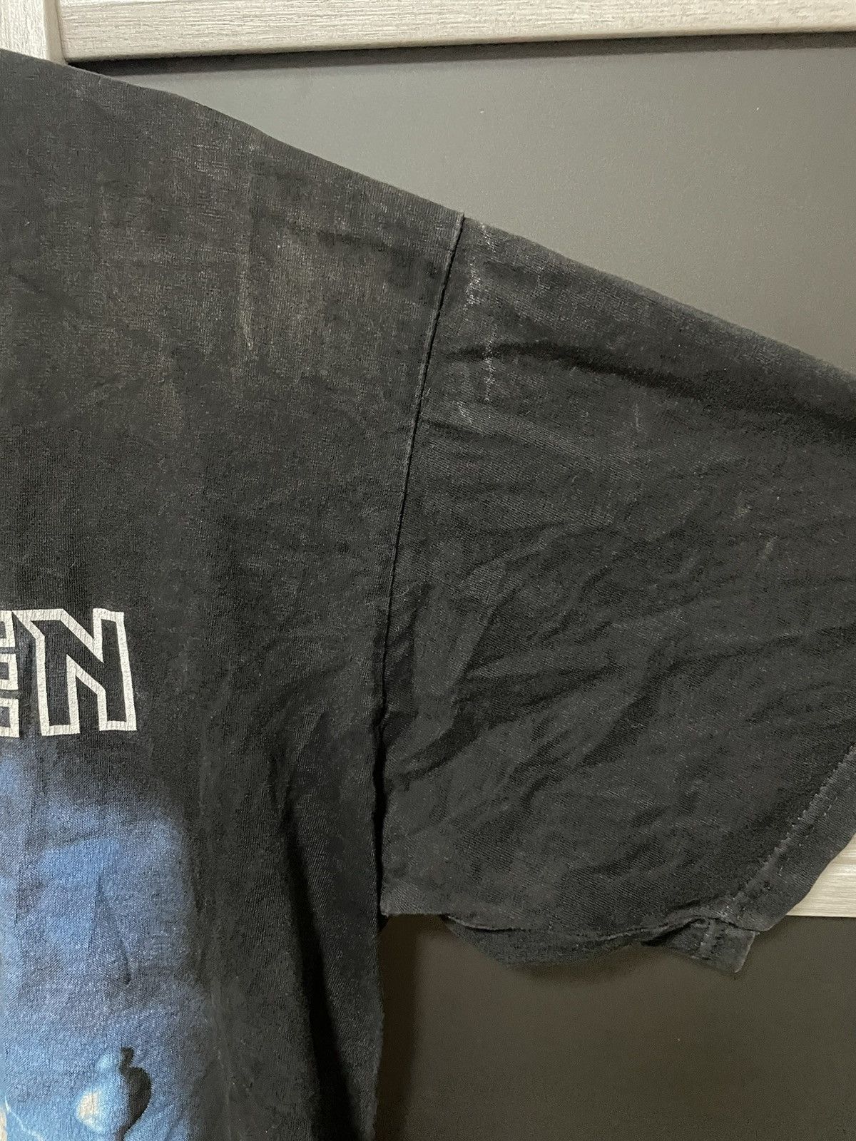 Band Tees × Iron Maiden × Vintage Vintage Trashed Iron Maiden Brave New World Tee Band T Shirt Size US XL / EU 56 / 4 - 2 Thumbnail