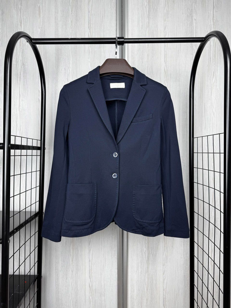 Circolo 1901 Circolo 1901 Premium basic cotton navy blue 2 buttons blazer Size M / US 6-8 / IT 42-44 - 1 Thumbnail