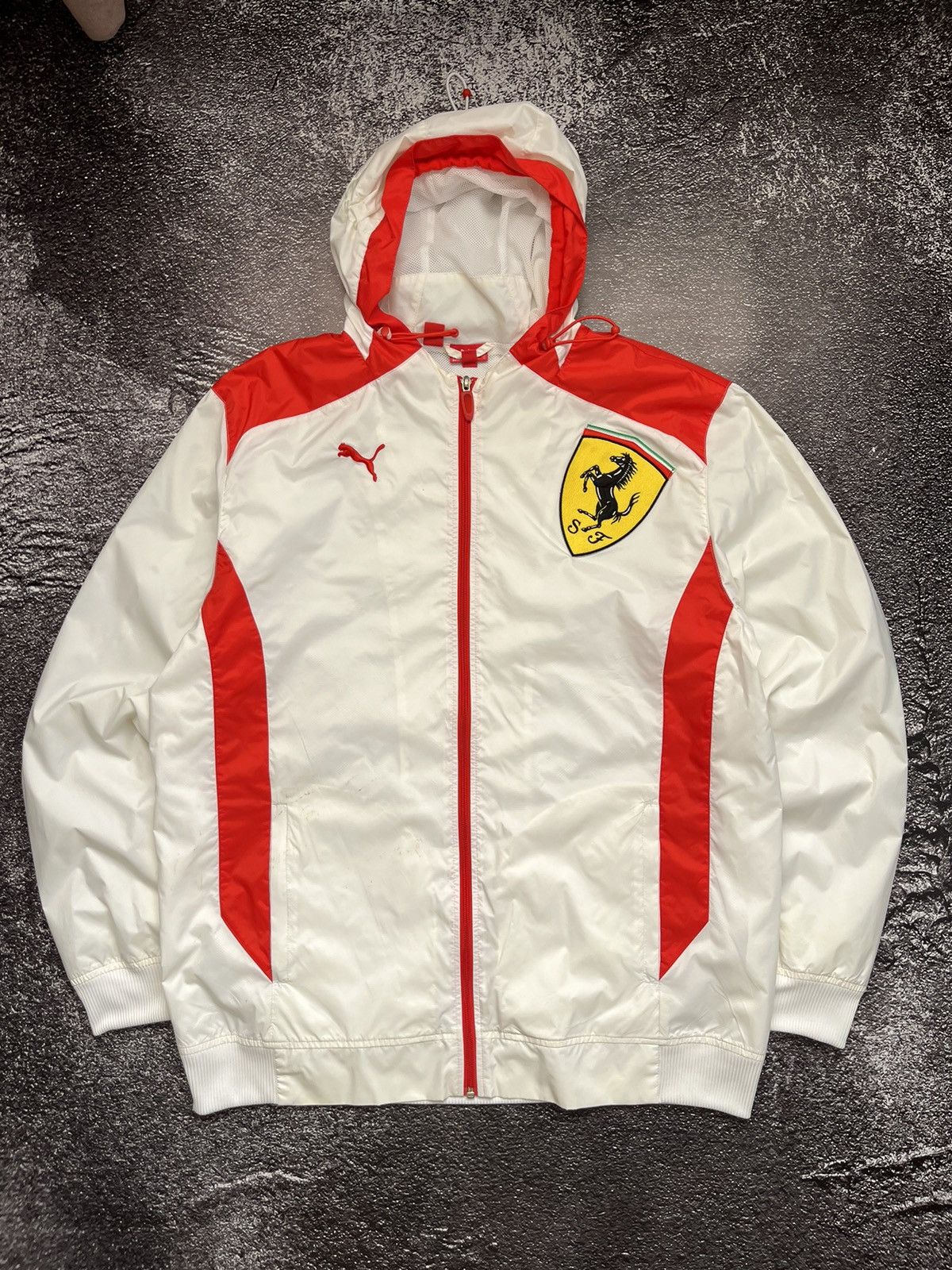 Rare Puma Ferrari Racing Hooded Light Jacket White Size XL