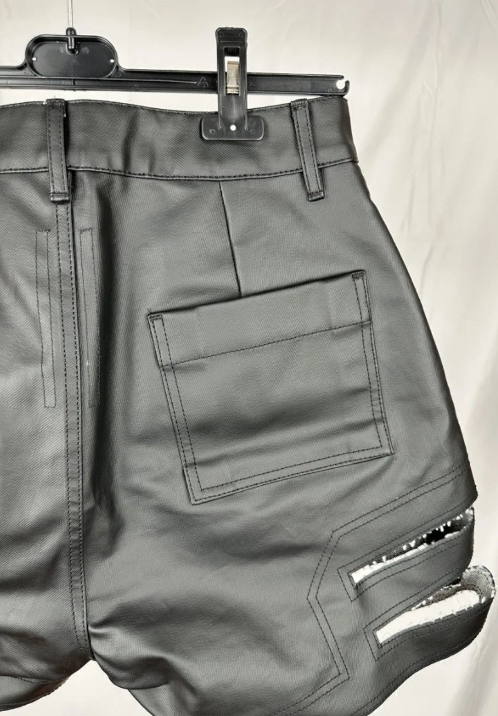 Rick Owens × Rick Owens Drkshdw raw spartan cutoff NEW! Size US 29 - 5 Thumbnail