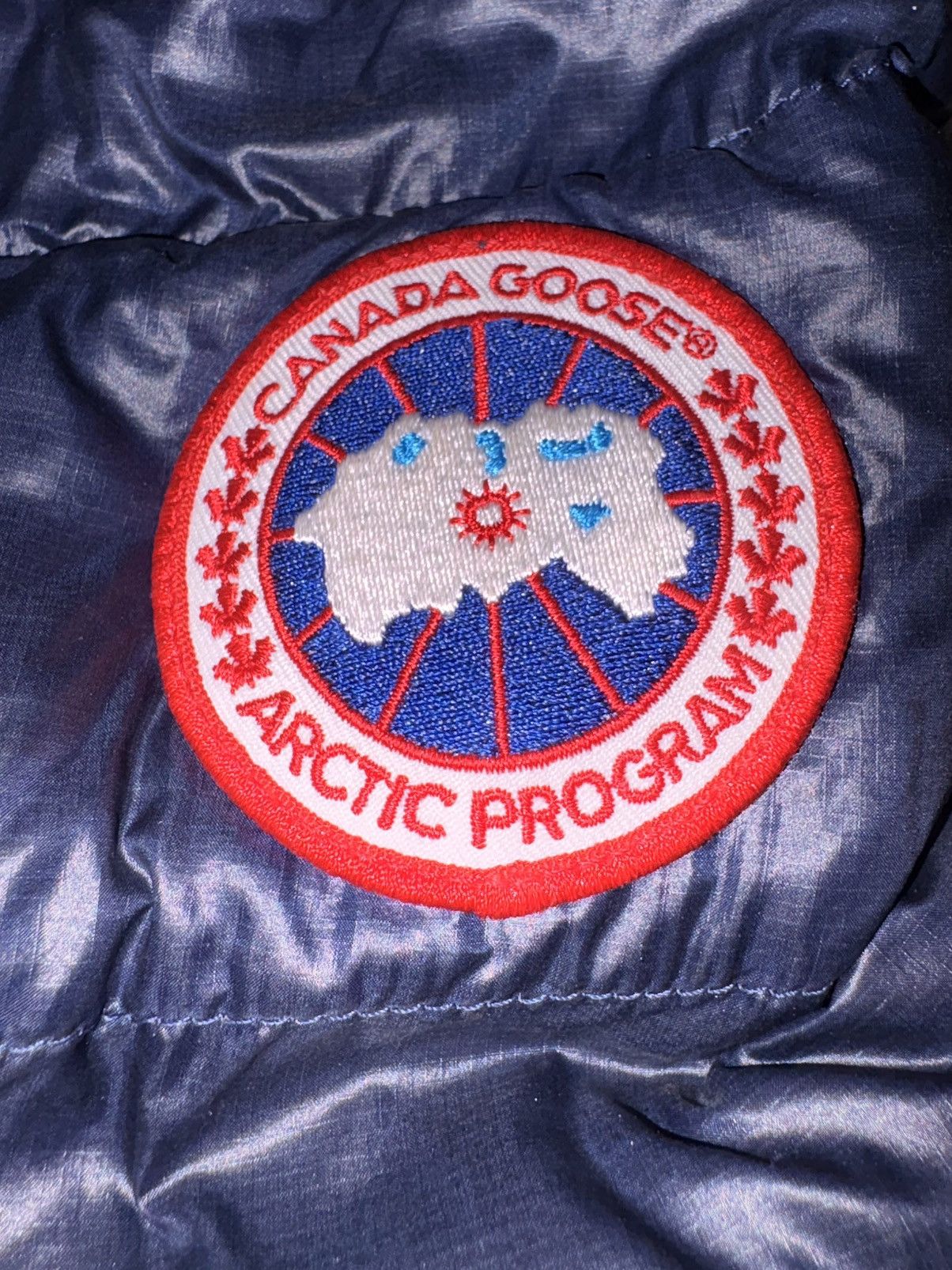 Canada Goose Canada Goose Atlantic Navy Hooded Puffer Jacket Mens Size US L / EU 52-54 / 3 - 14 Thumbnail