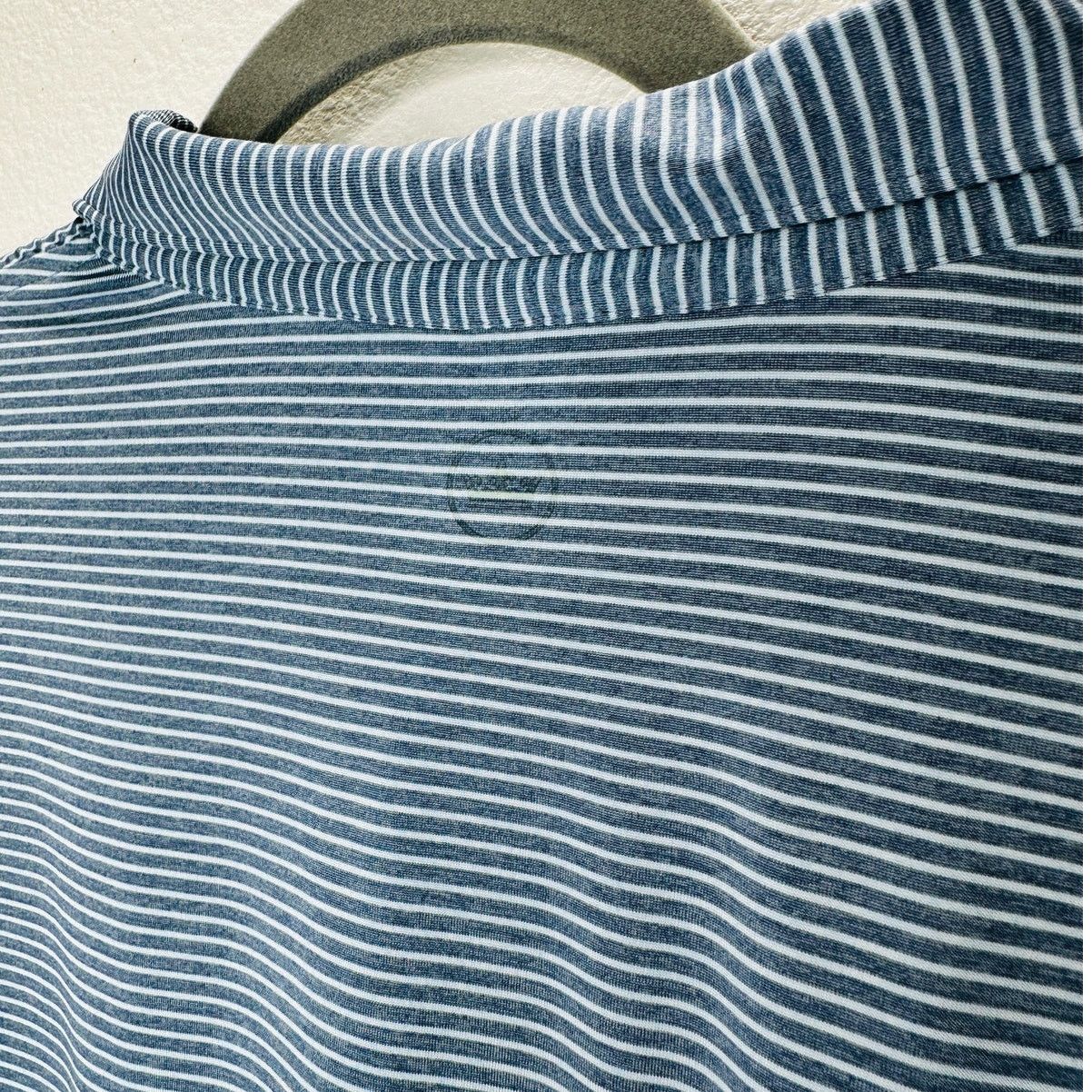 Peter Millar Peter Millar Light Blue & Blue Jean Stripe Short Sleeve L Size US L / EU 52-54 / 3 - 11 Thumbnail