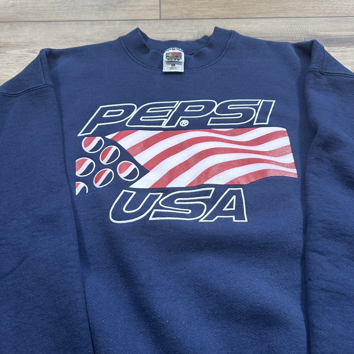 Fruit Of The Loom Vintage 90s Pepsi Spell Out Made in USA Crewneck Sweatshirt Size US XL / EU 56 / 4 - 6 Thumbnail