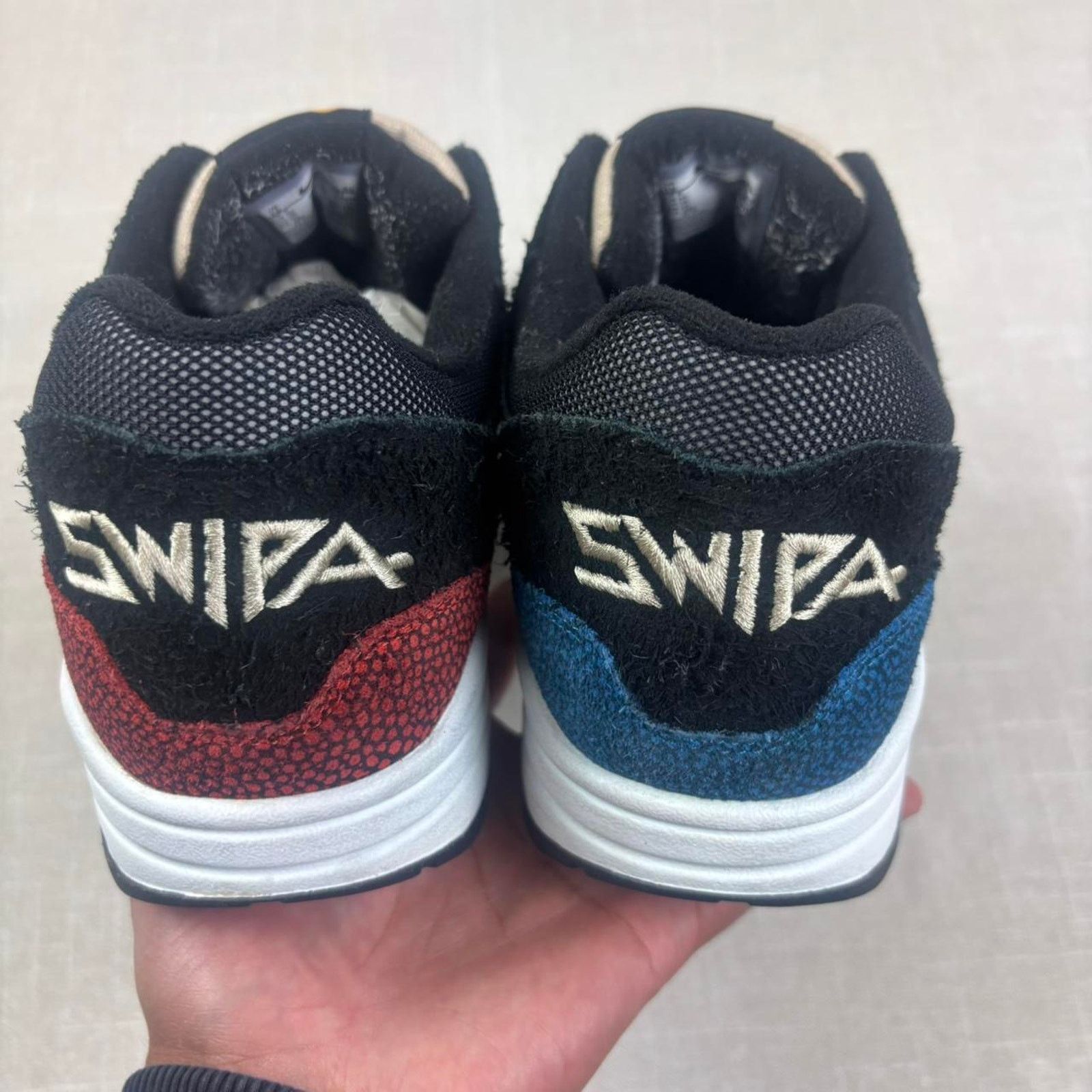 Nike 🦊 2019 Nike Air Max 1 Swipa 10M Size US 10 / EU 43 - 6 Thumbnail