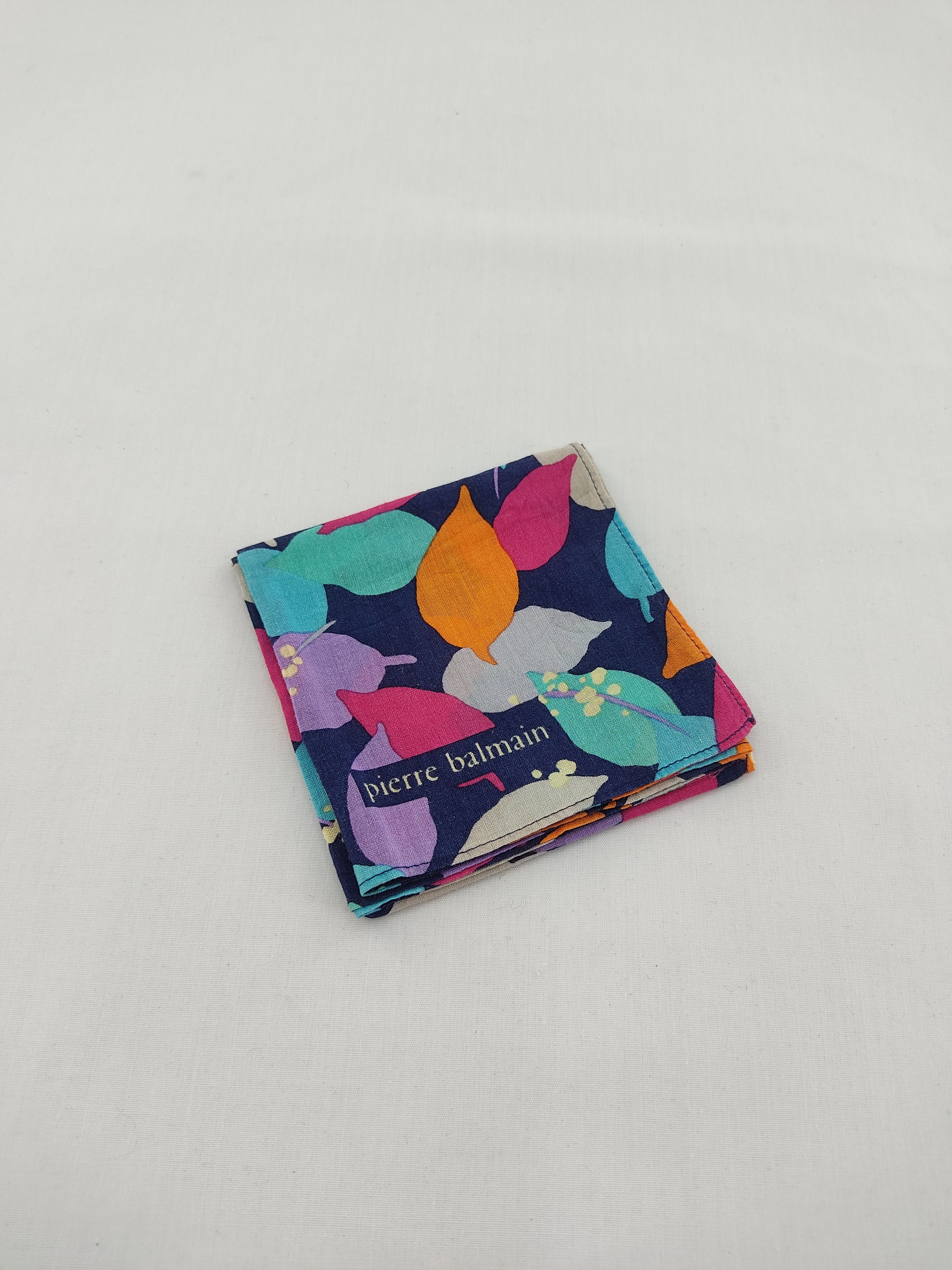 Pierre Balmain × Vintage Vintage Pierre Balmain Handkerchief / Neckwear / Bandana Size ONE SIZE - 2 Thumbnail