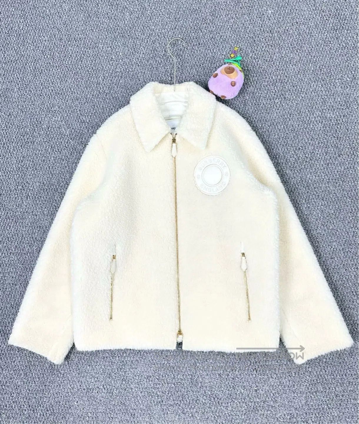 Burberry Burberry Beige Fleece Letter Logo Jacket| Size XS / US 0-2 / IT 36-38 - 1 Thumbnail