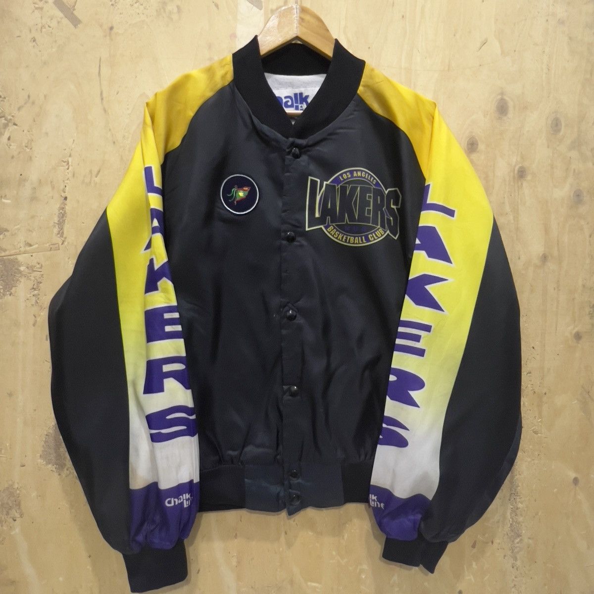 NBA Rare Vintage x Varsity Lakers Tag Chalk Line Size US XL / EU 56 / 4 - 2 Thumbnail