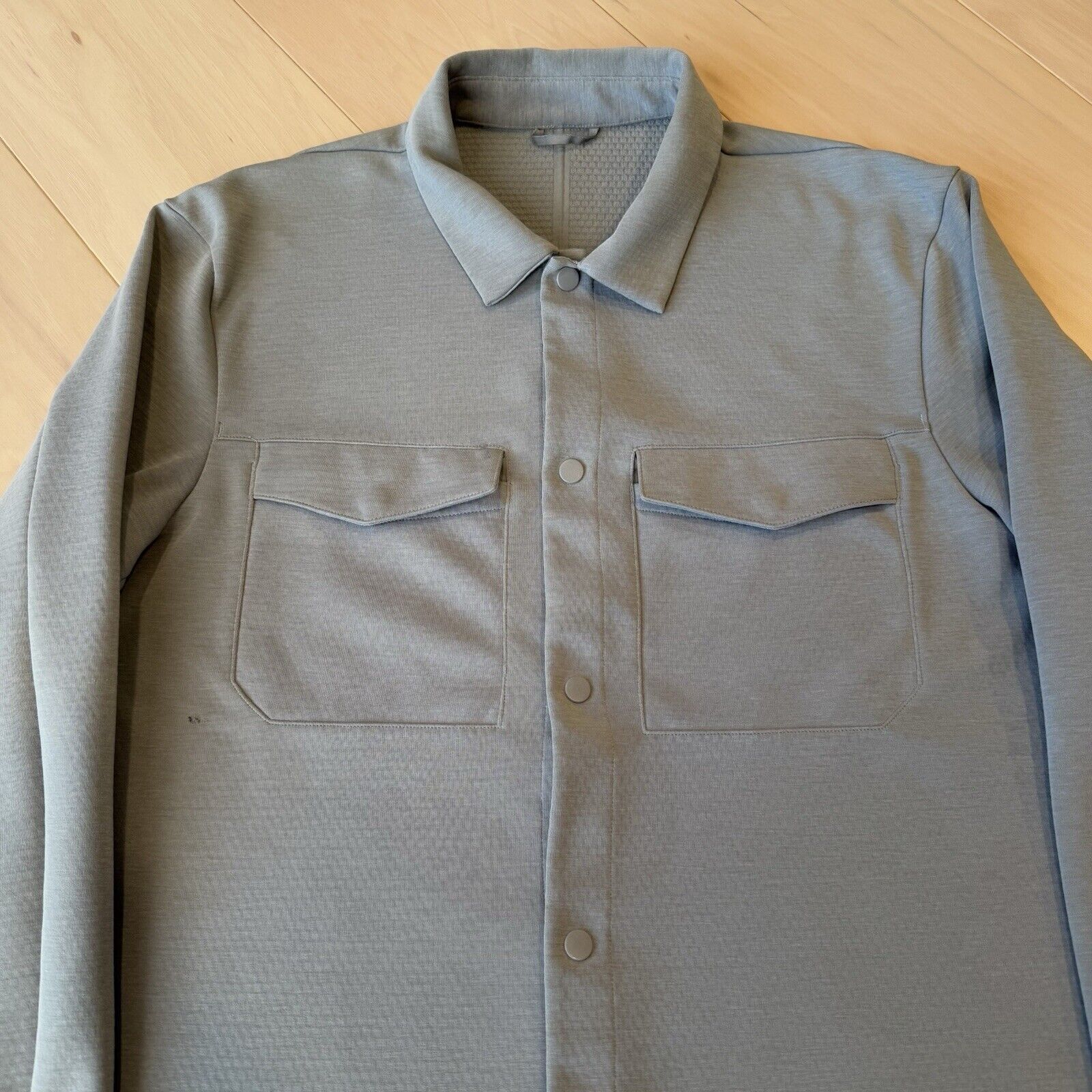 Lululemon Lululemon Gridliner Overshirt L Stone Casual Workwear Size US L / EU 52-54 / 3 - 3 Thumbnail