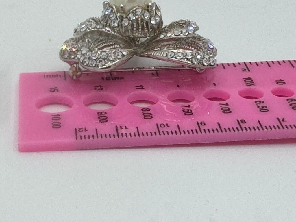 The Unbranded Brand Sparkling Rhinestone Bow Brooch w/ Pearl – 1.75" Size ONE SIZE - 6 Thumbnail