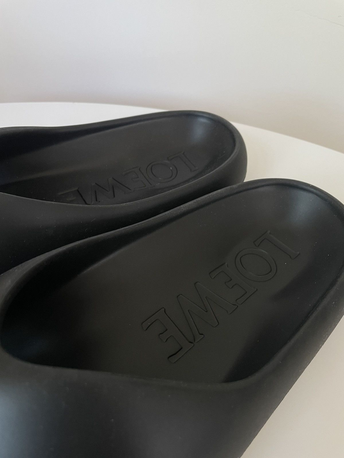 Loewe Loewe Foam Pebble Rubber Thong Sandal Size US 10 / EU 43 - 3 Thumbnail
