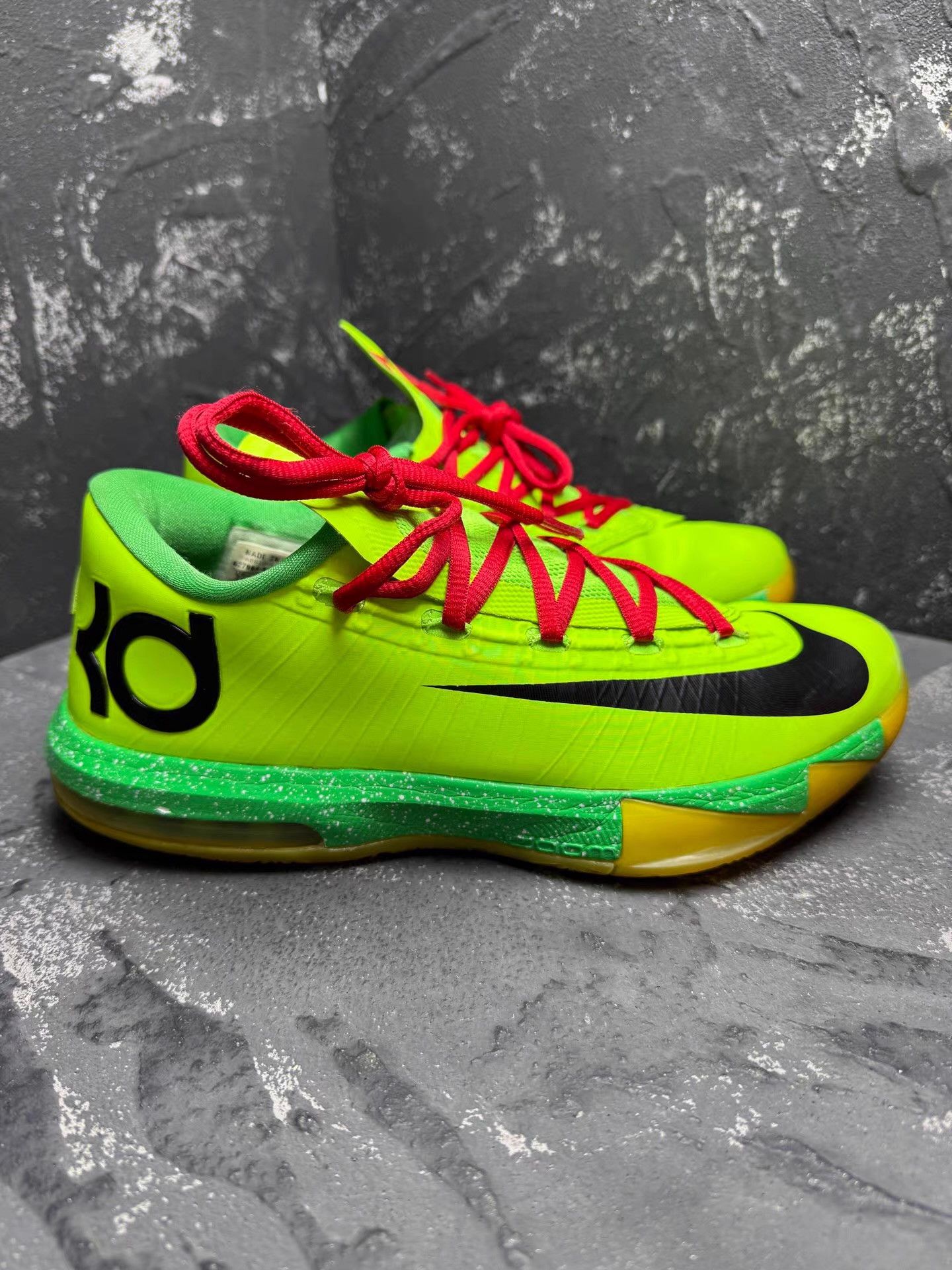 Nike Nike KD6 ID Green Snake Green & Red Q10 Size US 7 / EU 40 - 5 Thumbnail