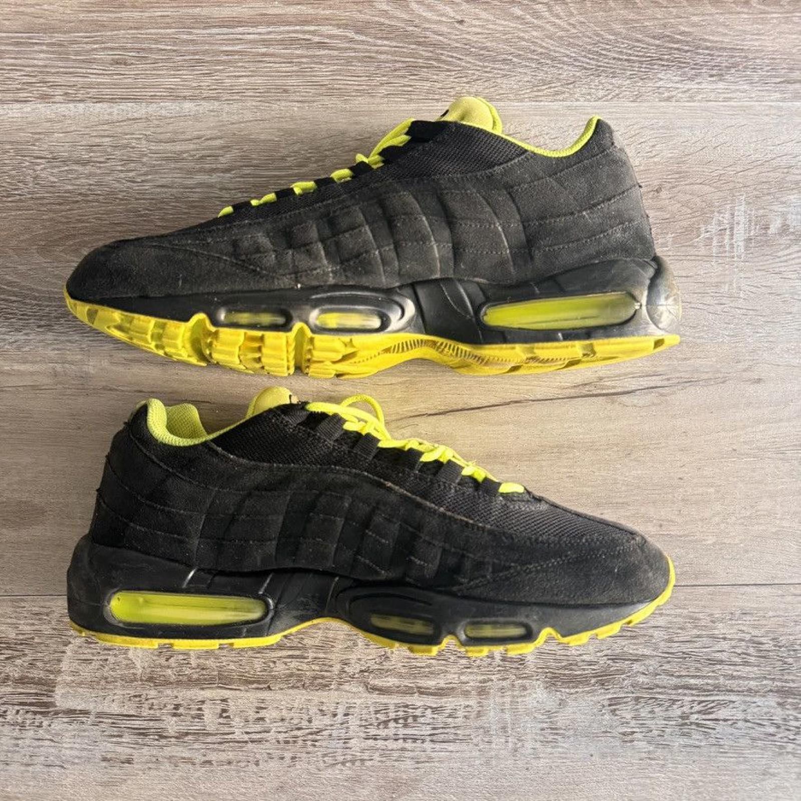 Nike NIKE • Air Max '95 "2012 Black Volt" (13M) Size US 13 / EU 46 - 3 Thumbnail