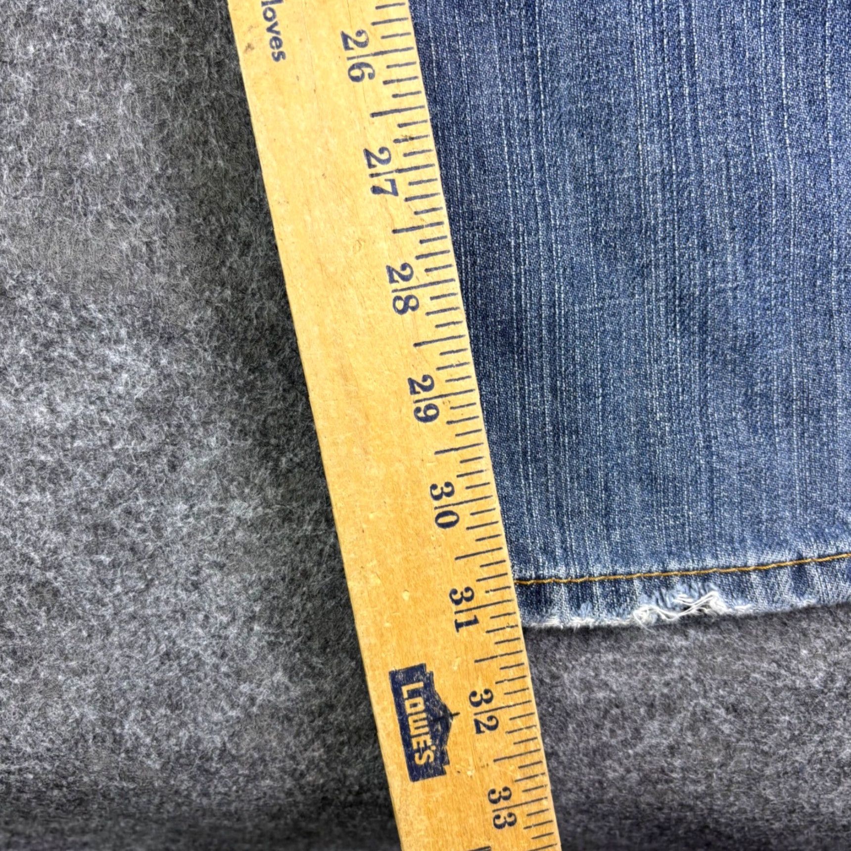 Levi's Levi's 559 Jeans Mens 34x31 Blue Distressed Denim 90s Vtg Relaxed Straight Moderate Rise Casual Pants Size US 34 / EU 50 - 4 Thumbnail