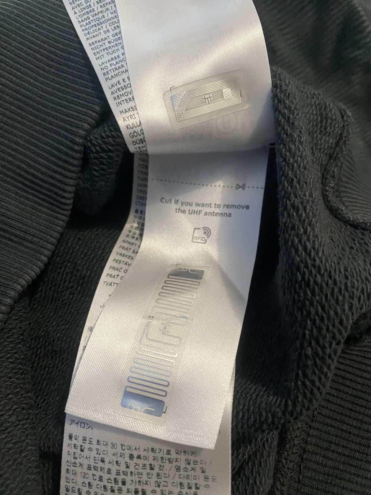 Maison Margiela MARGIELA mm6 numeric sweatshirt Size US M / EU 48-50 / 2 - 8 Thumbnail