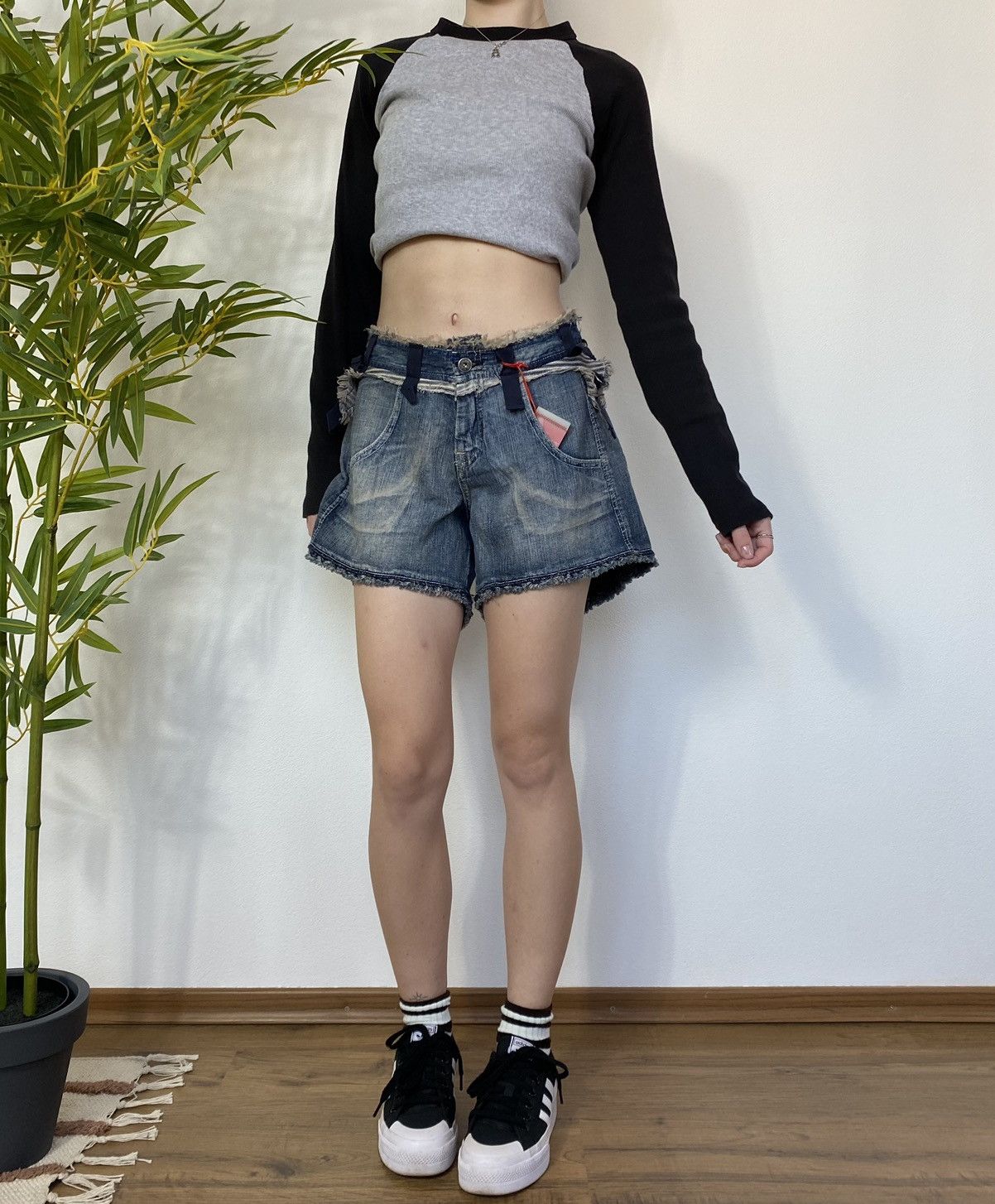 Marithe + Francois Girbaud 💮MARITHE FRANCOIS GIRBAUD DENIM SHORTS💮 Size 36" / US 14 / IT 50 - 3 Thumbnail