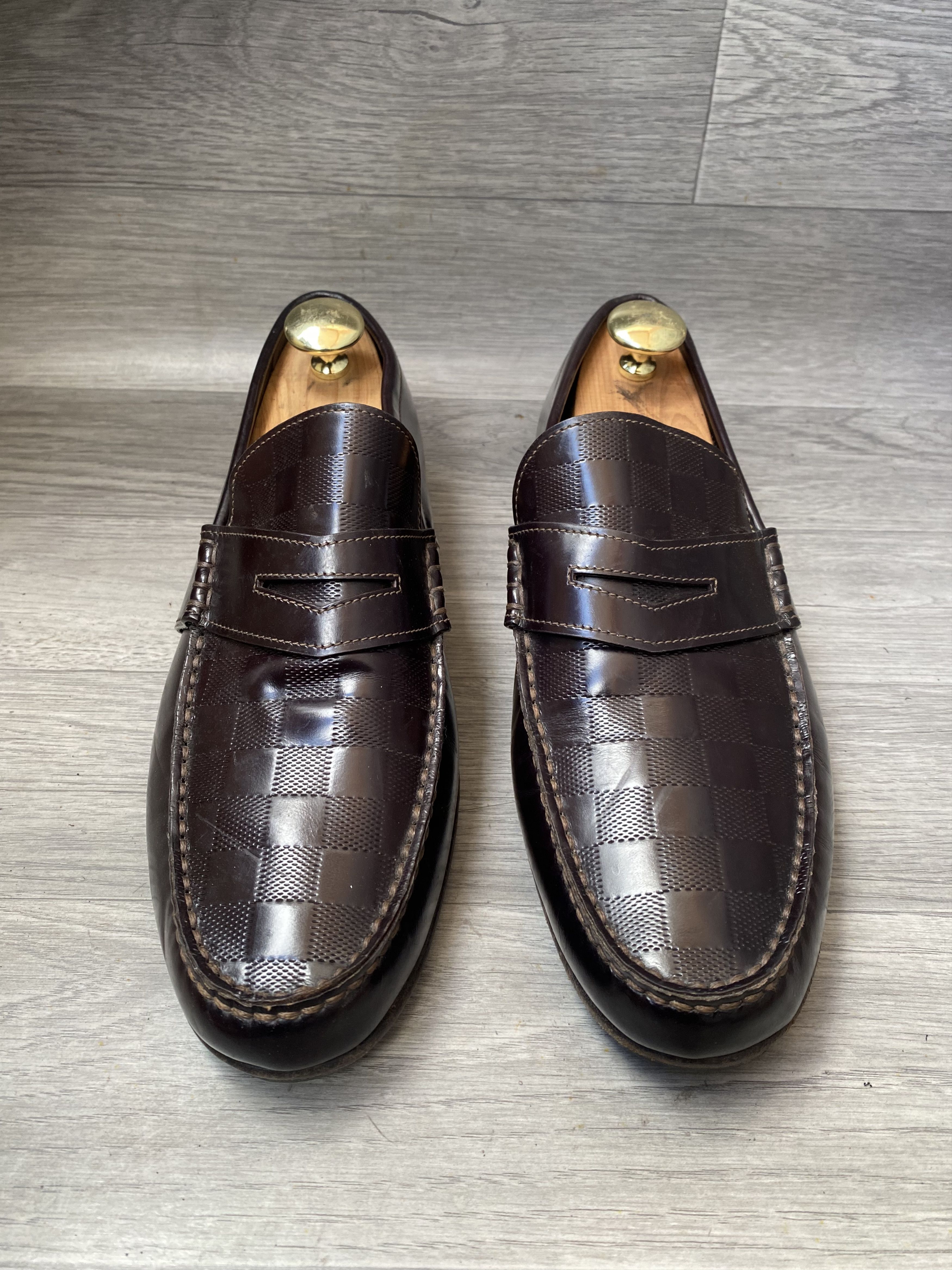 Louis Vuitton Louis Vuitton damier burgundy slip on penny loafer Size US 9.5 / EU 42-43 - 2 Thumbnail
