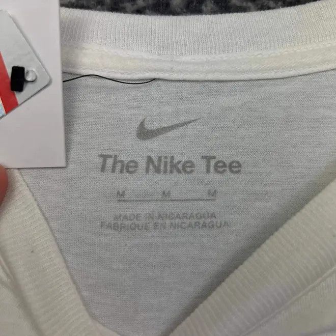 Nike Nike Shirt Women M Arizona Wildcats NCAA Crew Neck Cotton Size M / US 6-8 / IT 42-44 - 2 Thumbnail